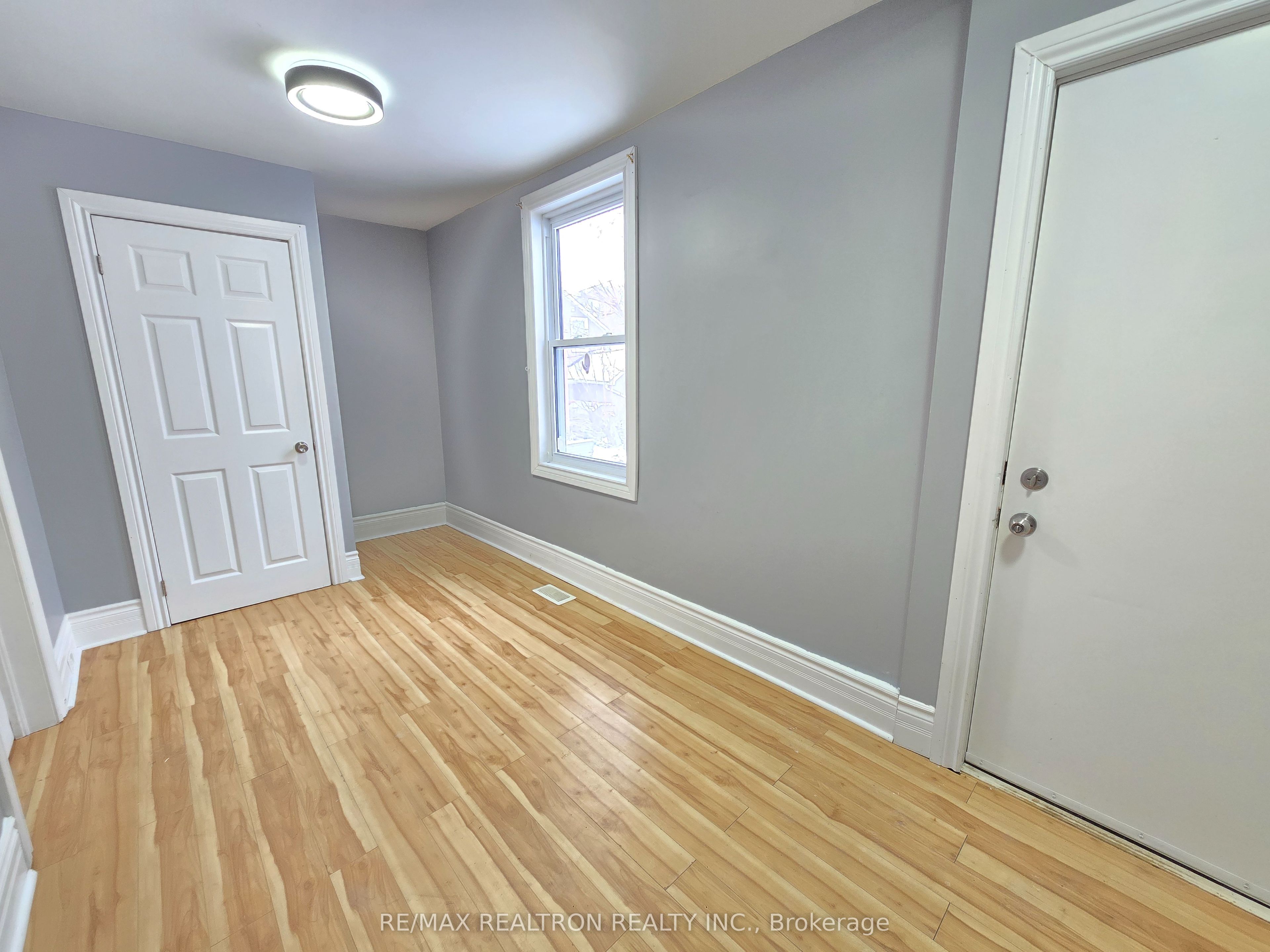 185 W Parkhill Road Property Photo 20