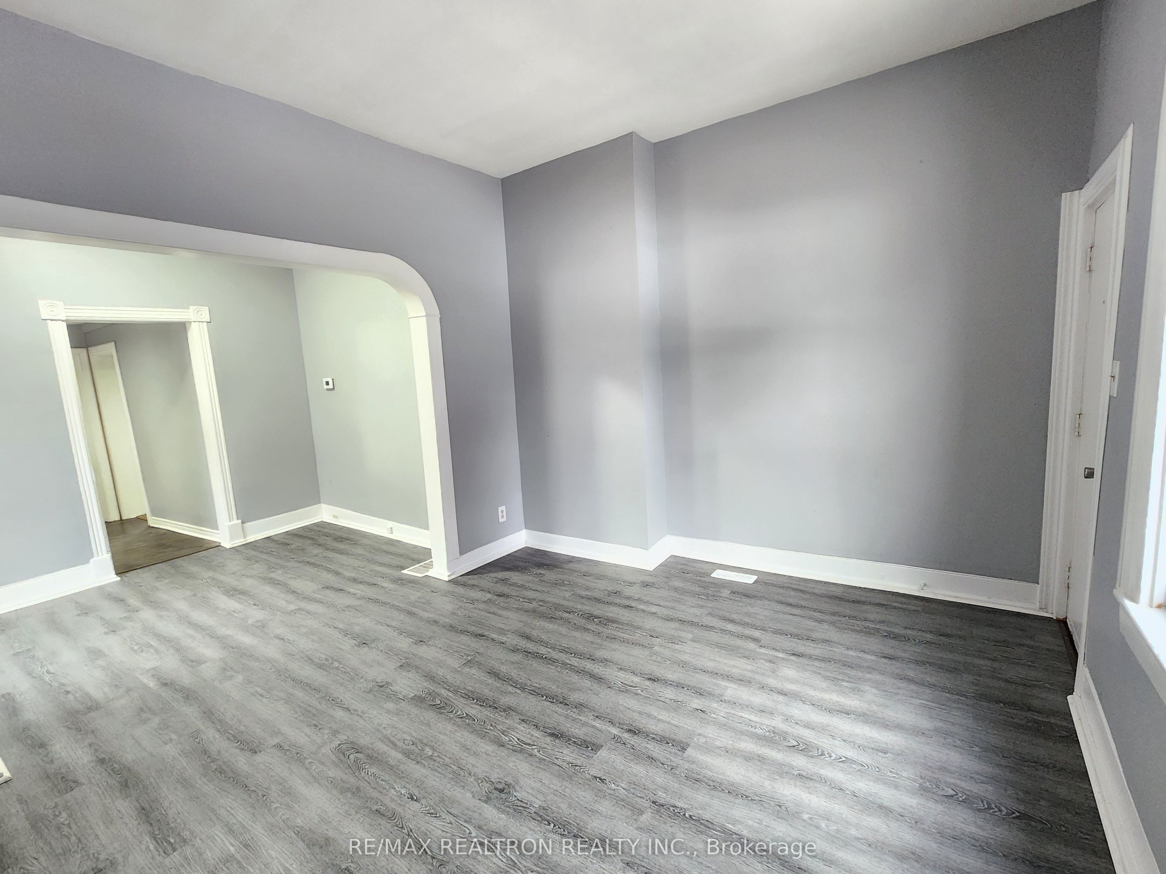 185 W Parkhill Road Property Photo 27
