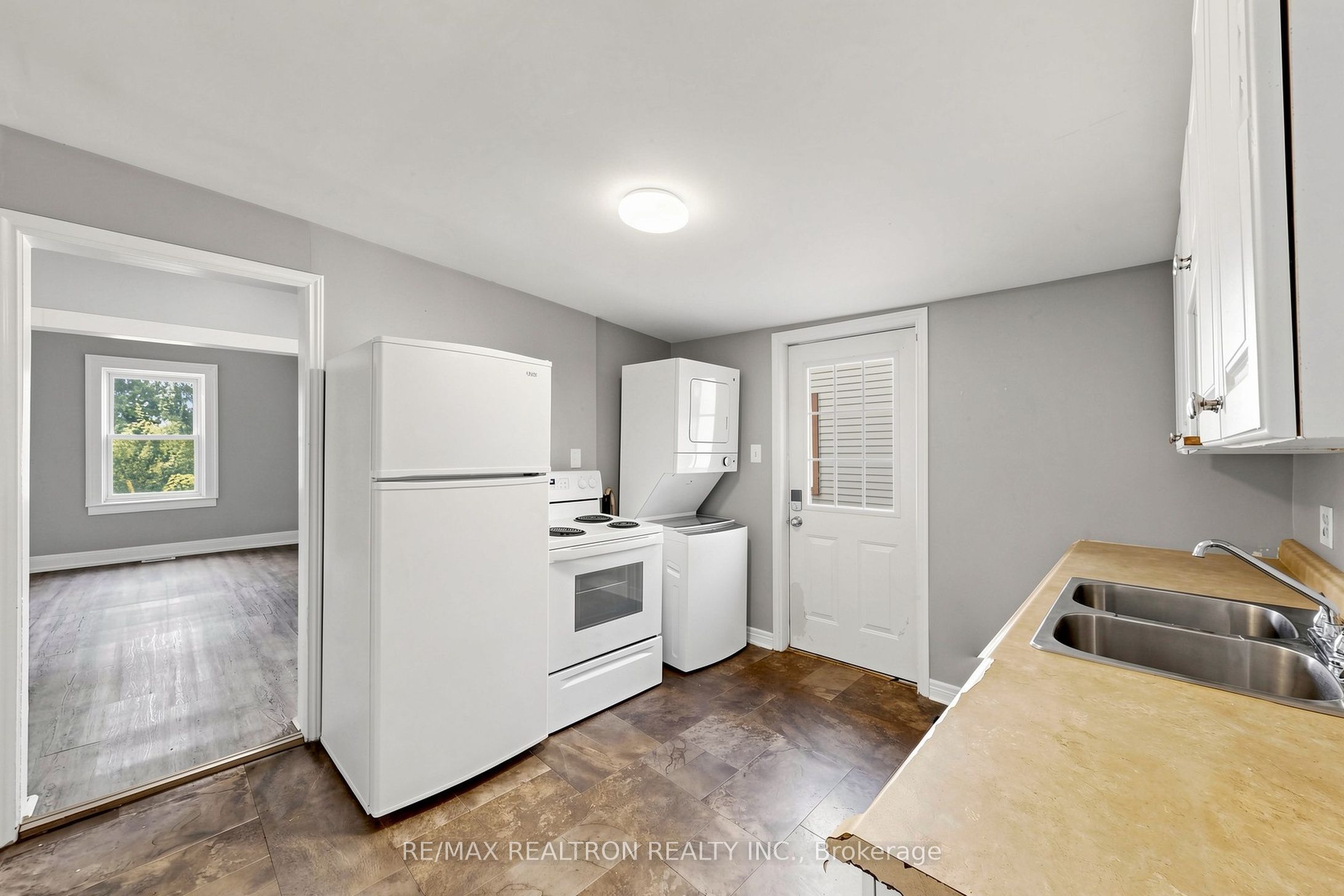 185 W Parkhill Road Property Photo 35