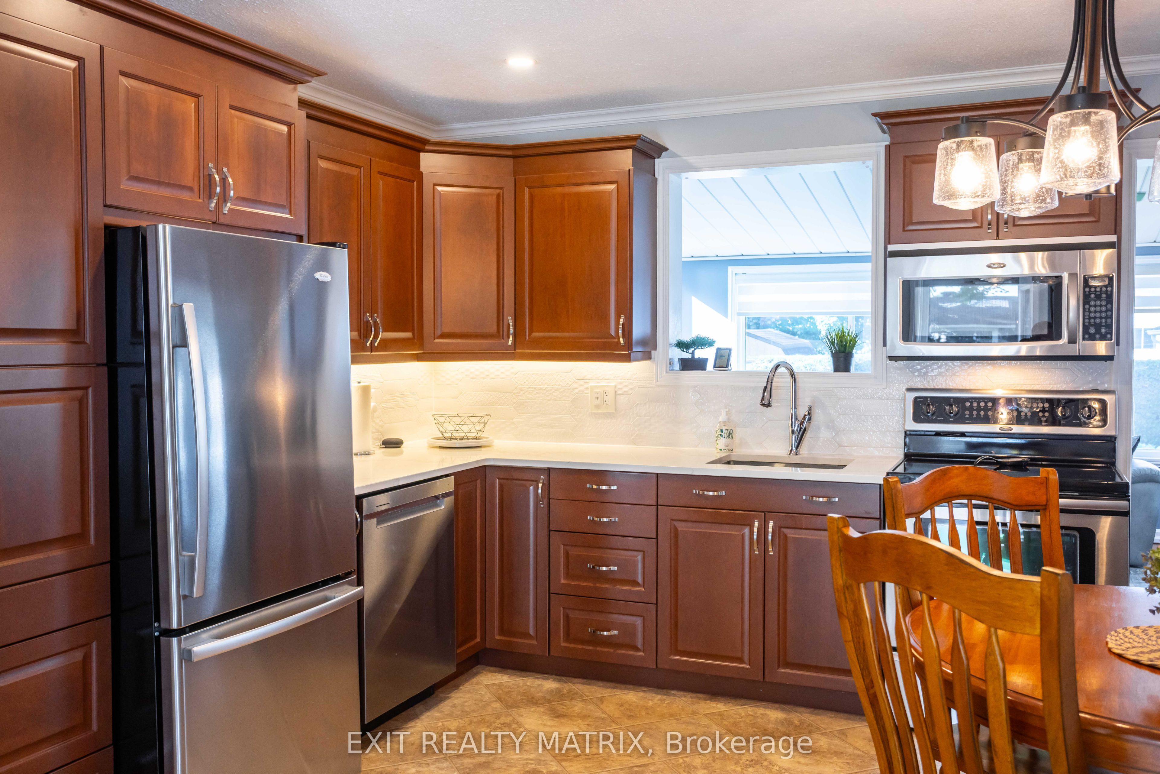 5 Gold Crescent Property Photo 13