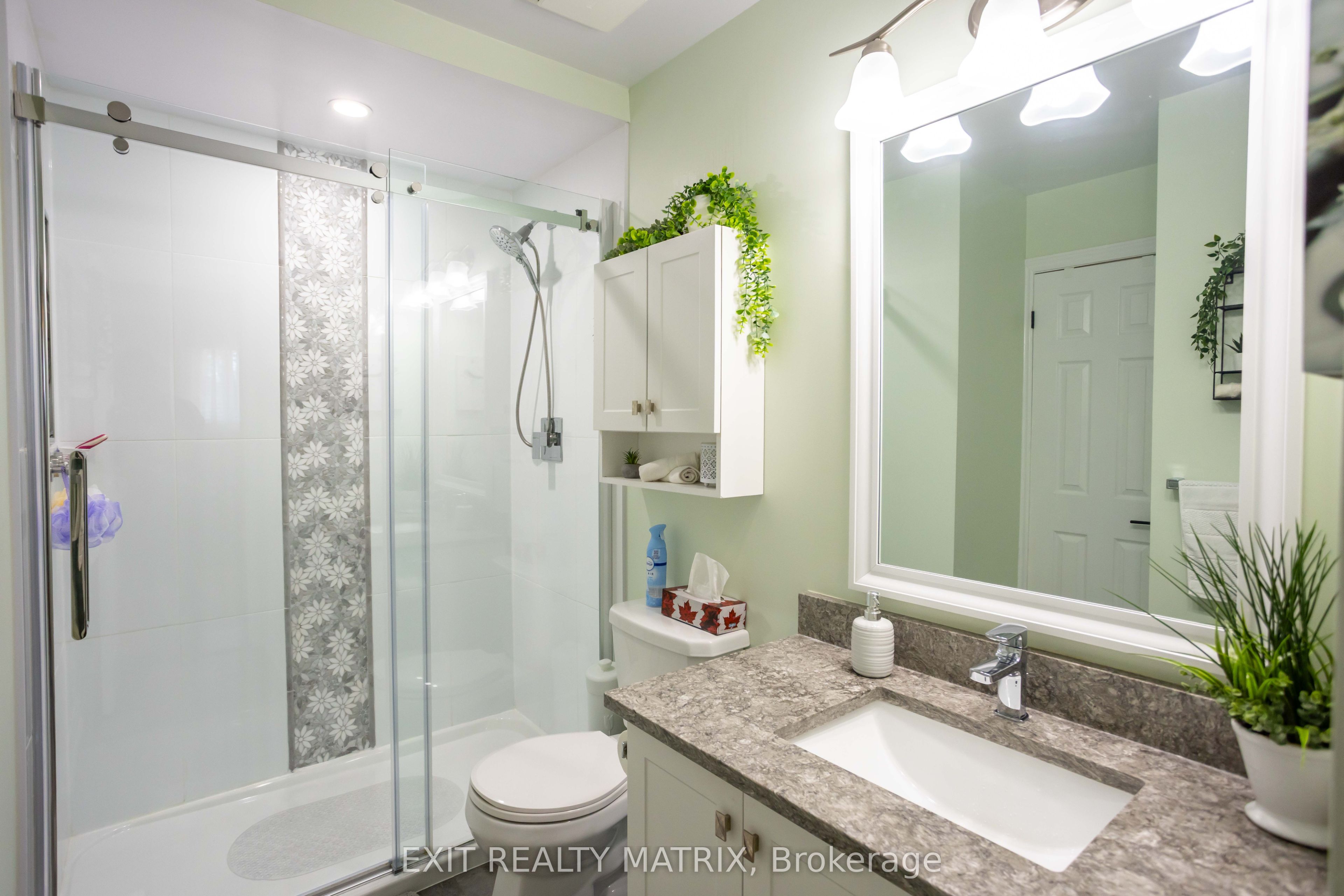 5 Gold Crescent Property Photo 21