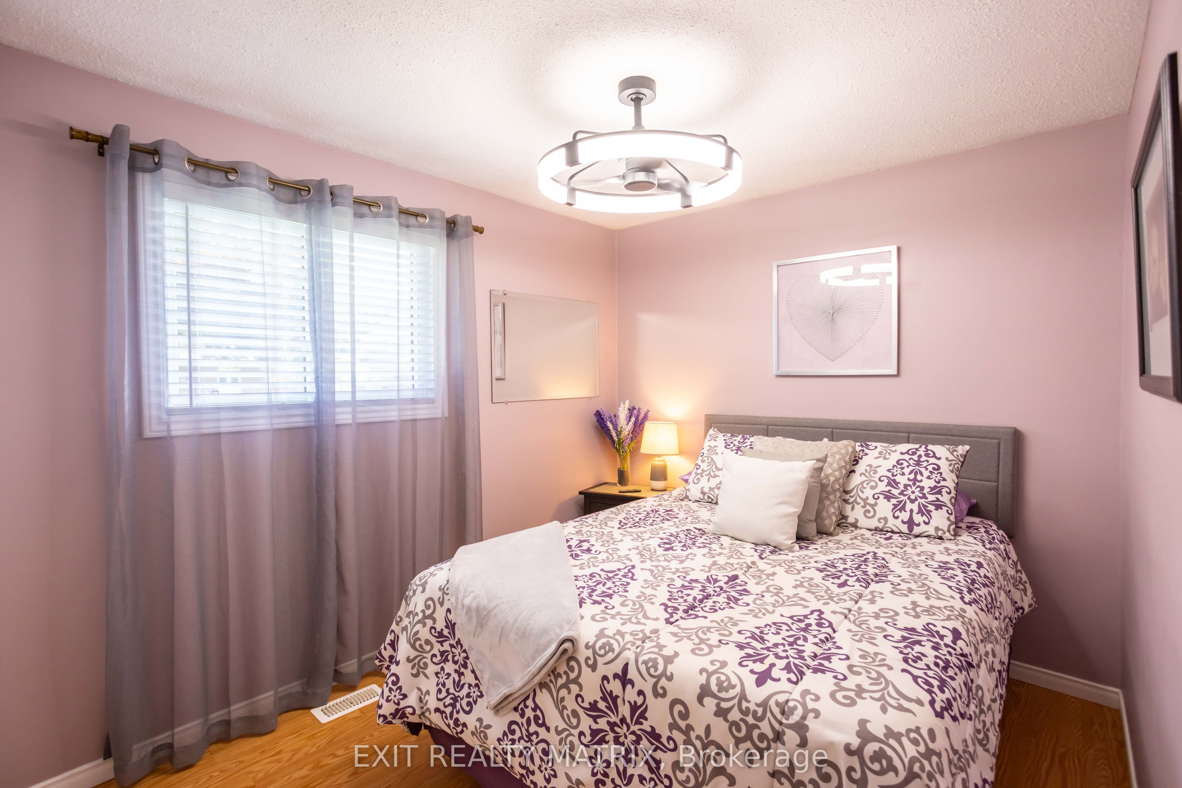 5 Gold Crescent Property Photo 22
