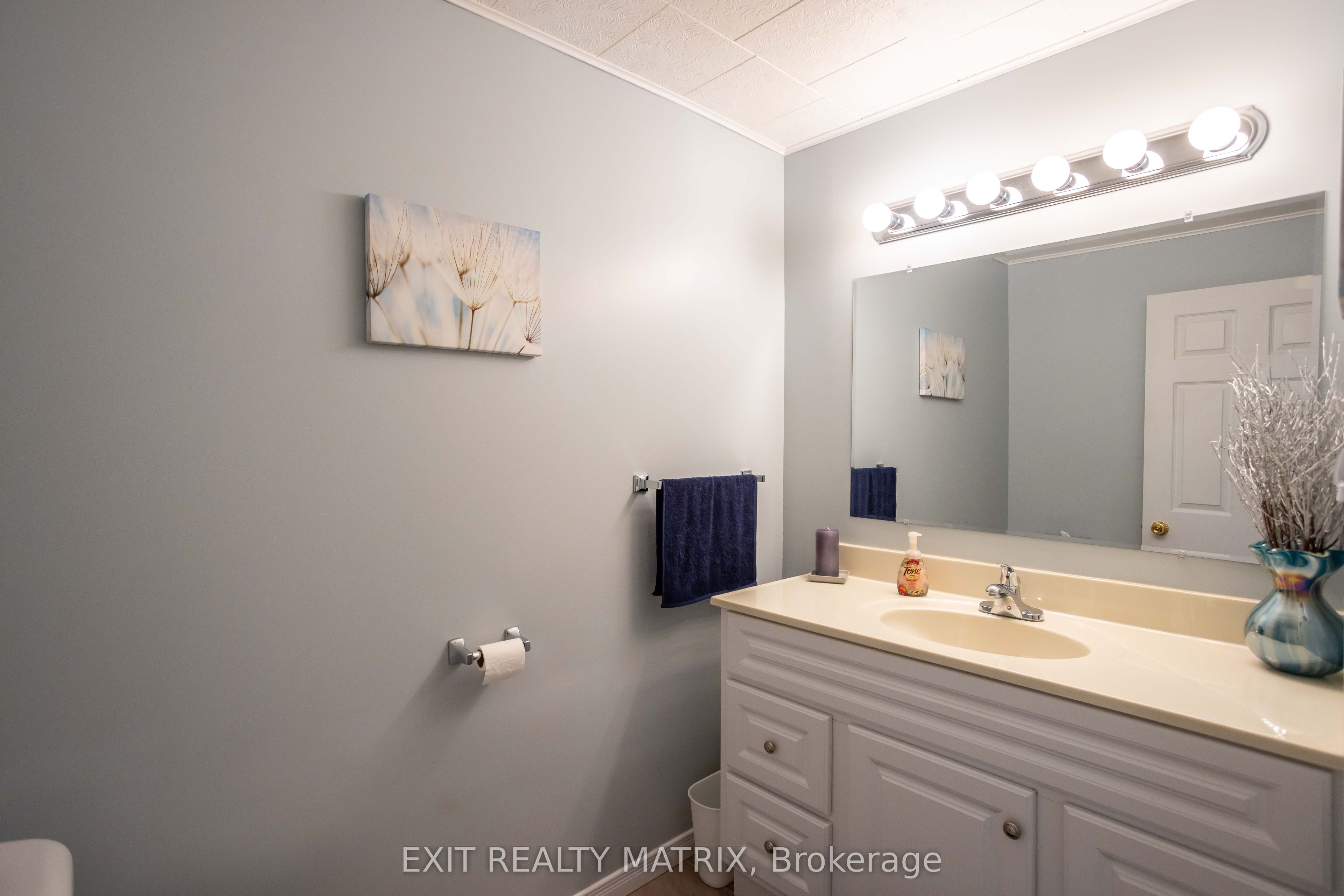5 Gold Crescent Property Photo 27