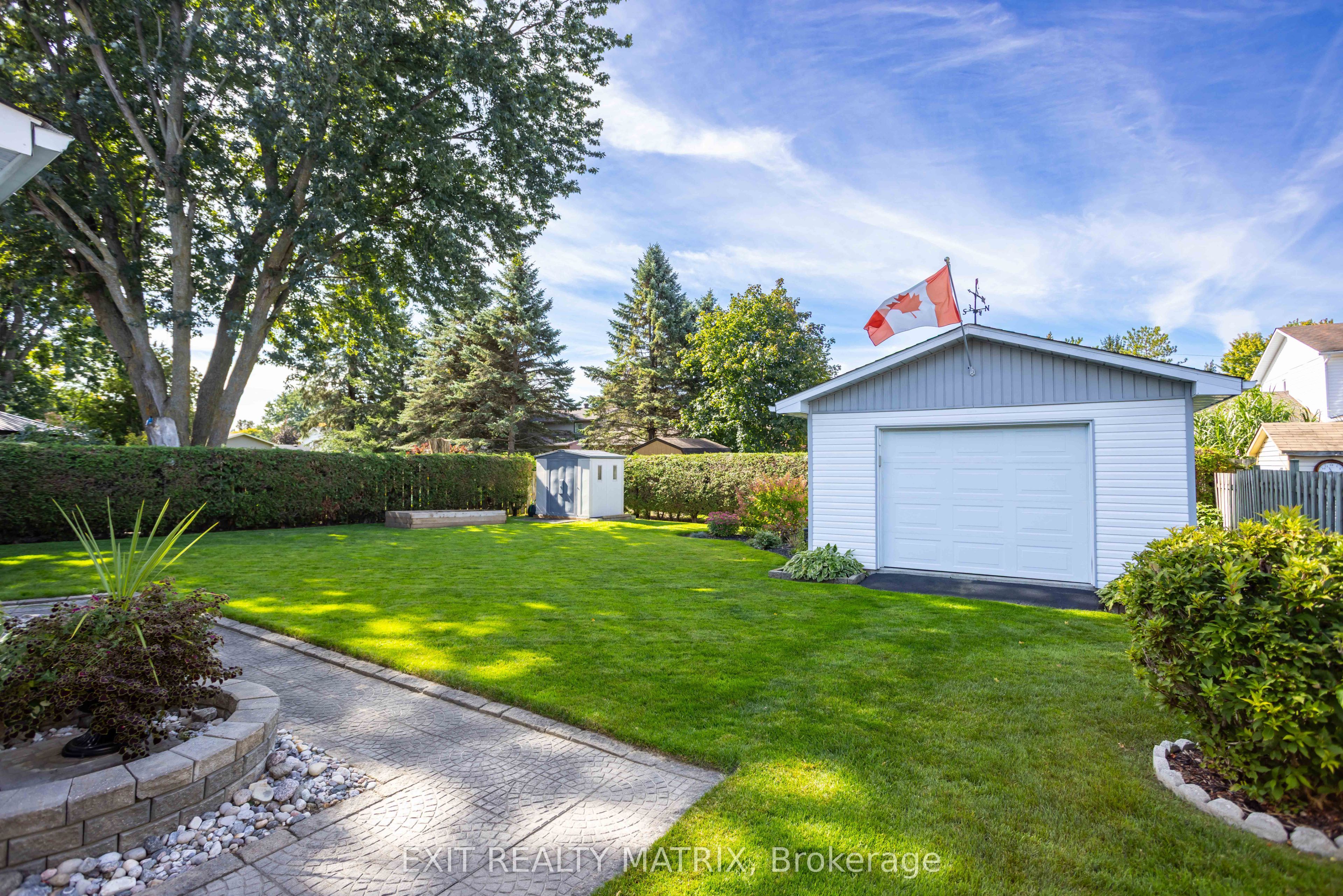 5 Gold Crescent Property Photo 30