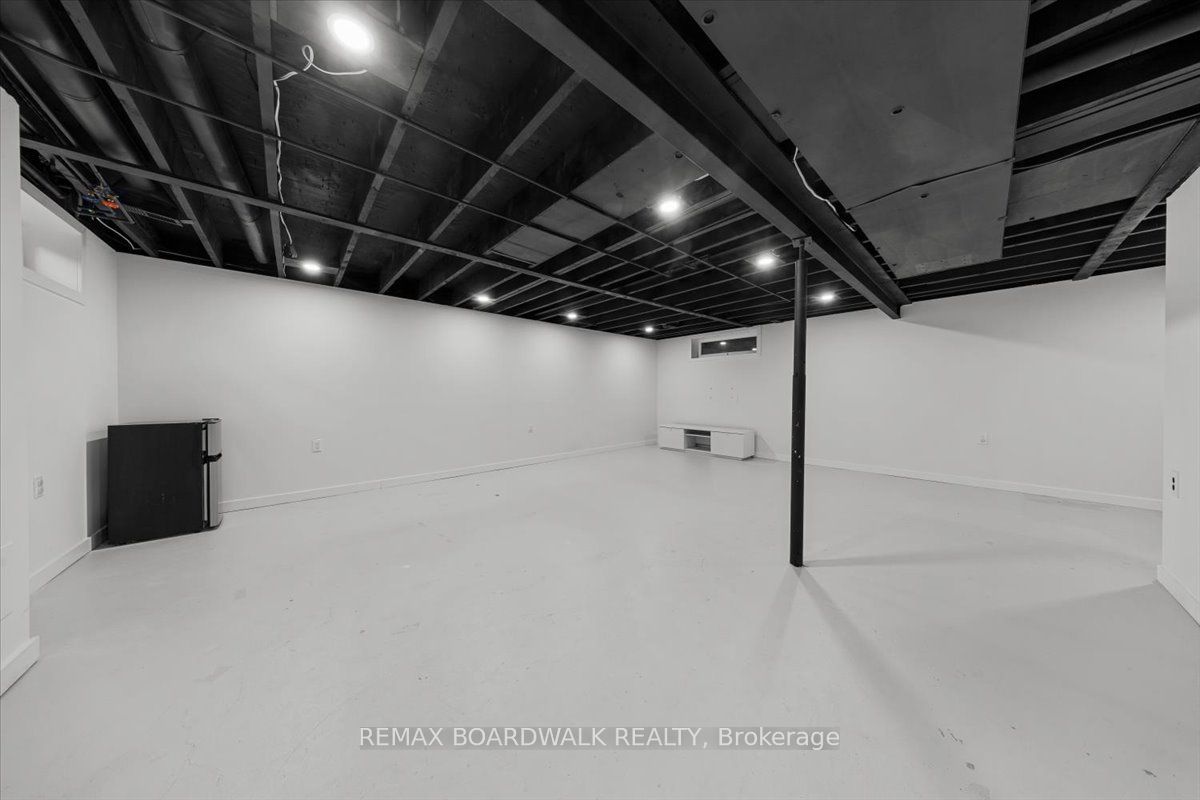1853 Kilborn Avenue Property Photo 43