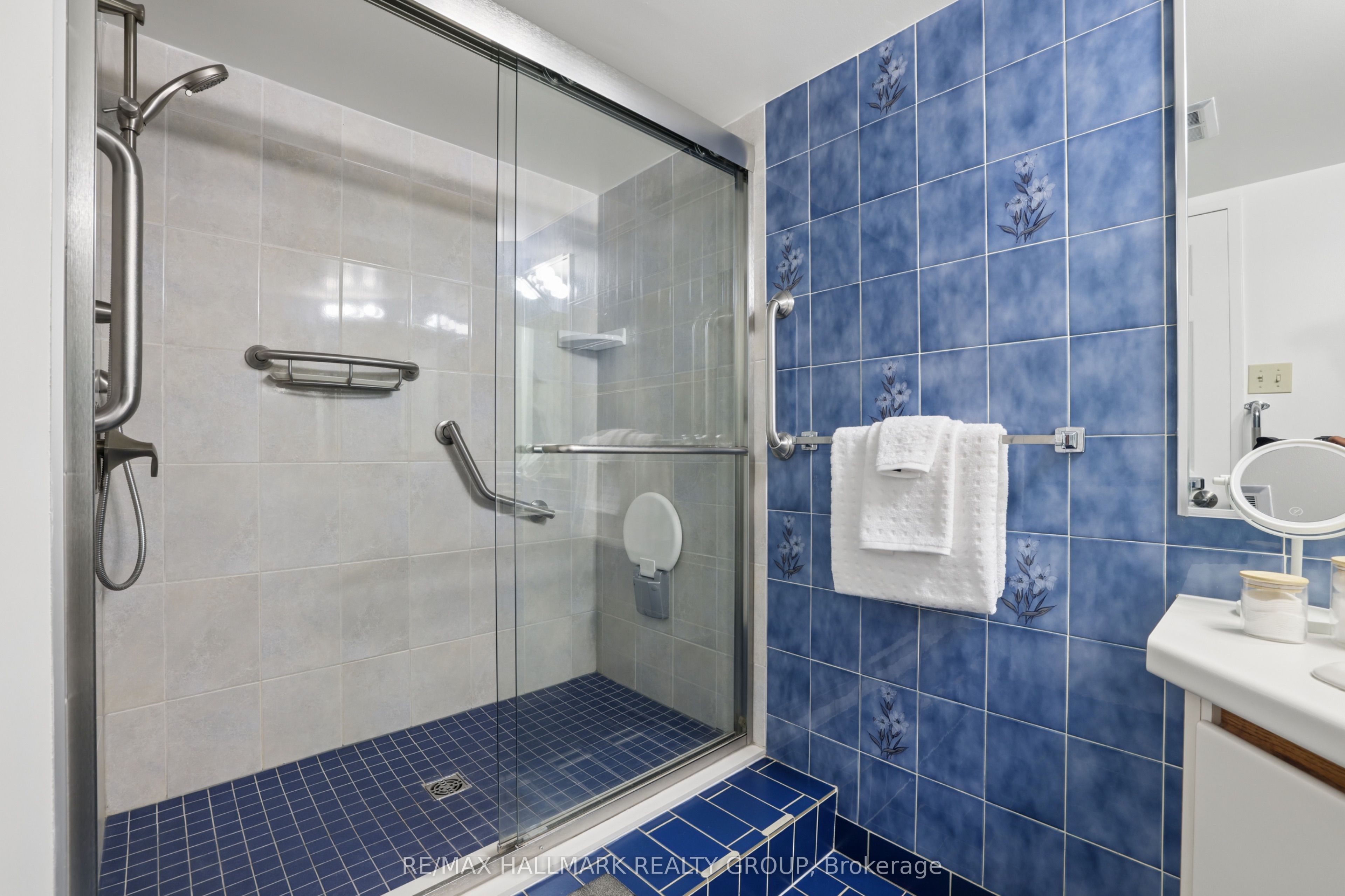 263 Botanica Private 75a Property Photo 21