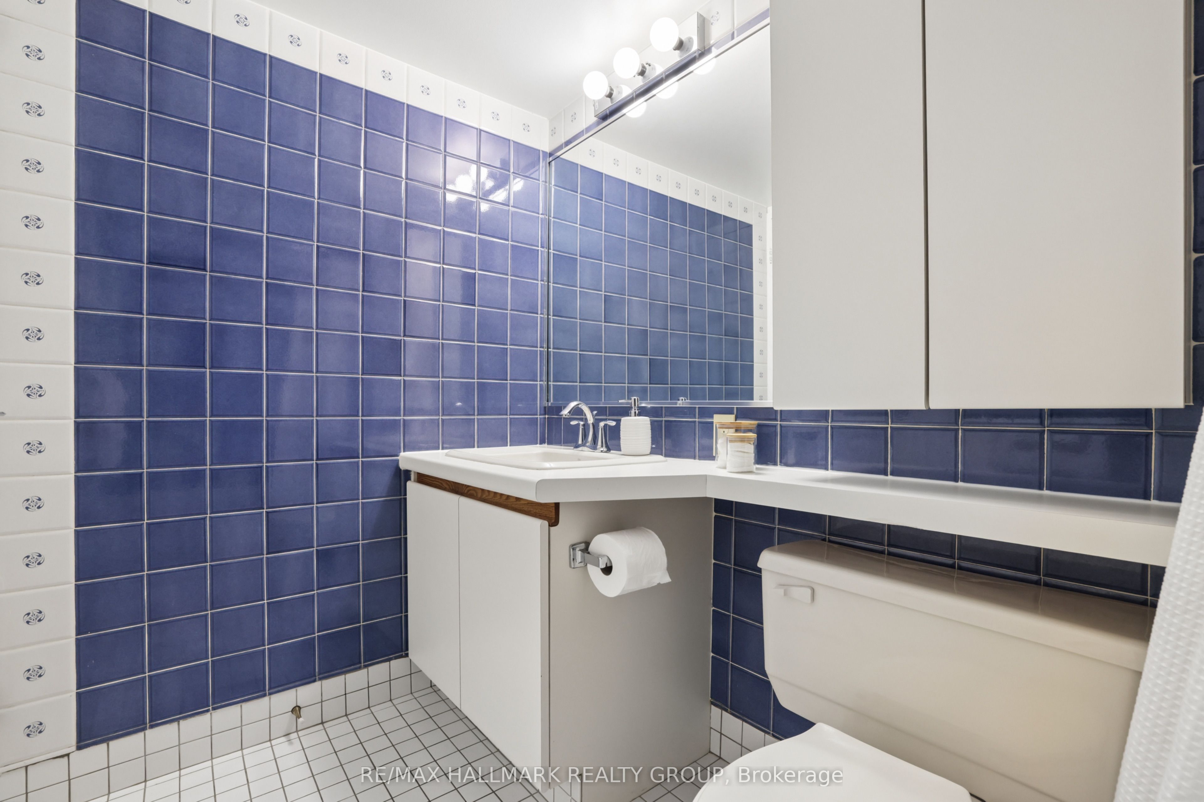 263 Botanica Private 75a Property Photo 23