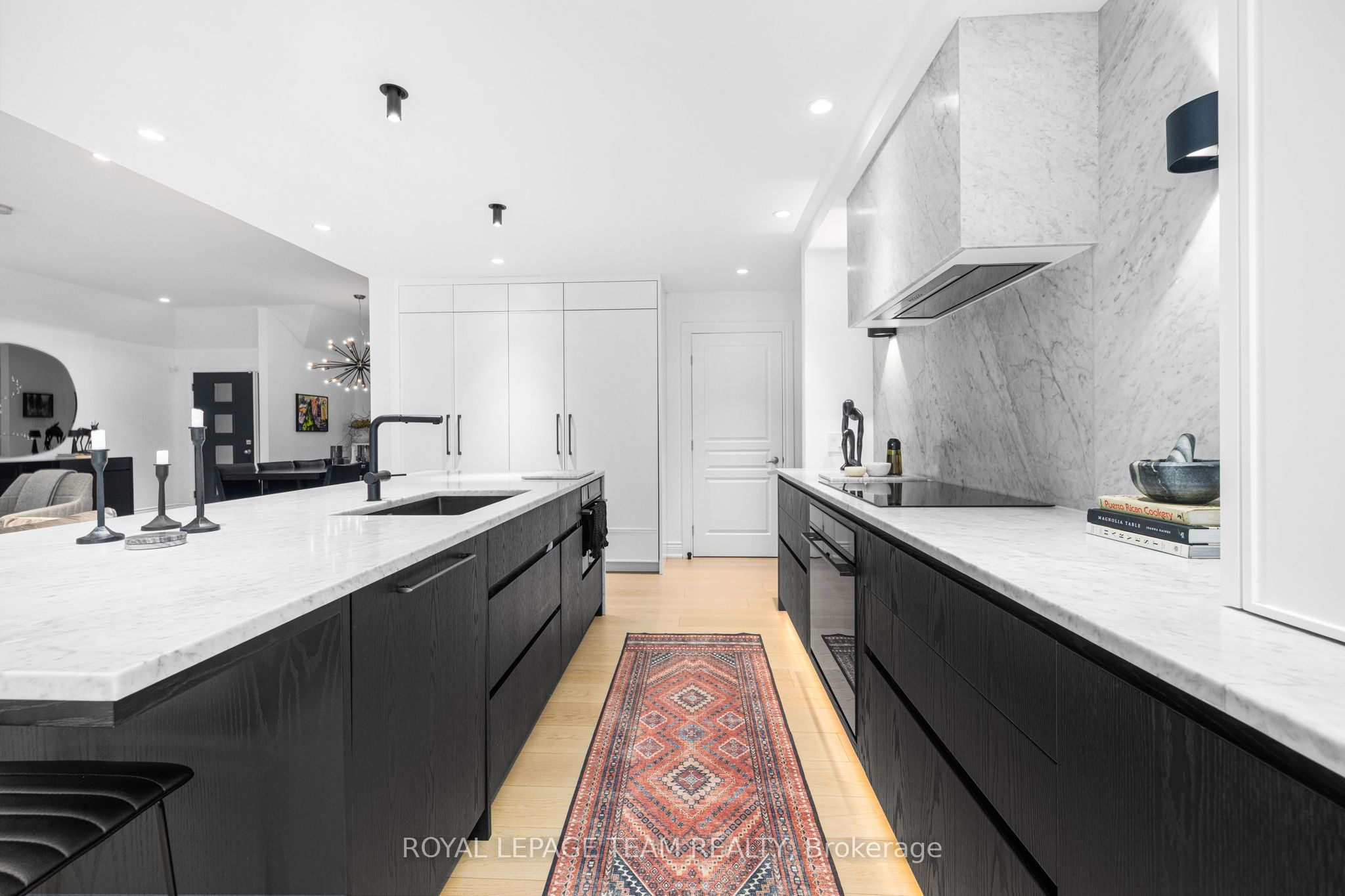 1510 Reindeer Way Property Photo 12