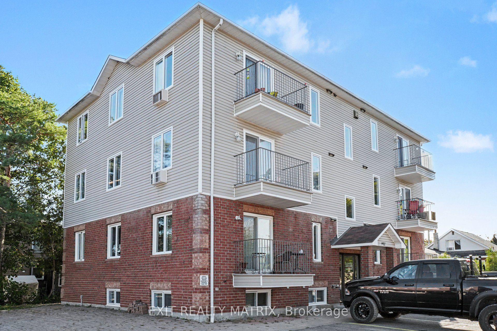 902 Notre Dame Street 100A Property Photo 1