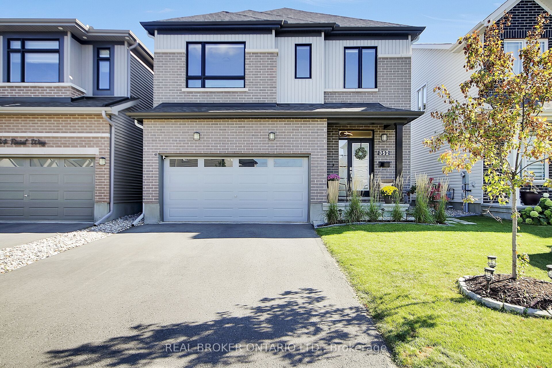 352 Finial Way Property Photo 1