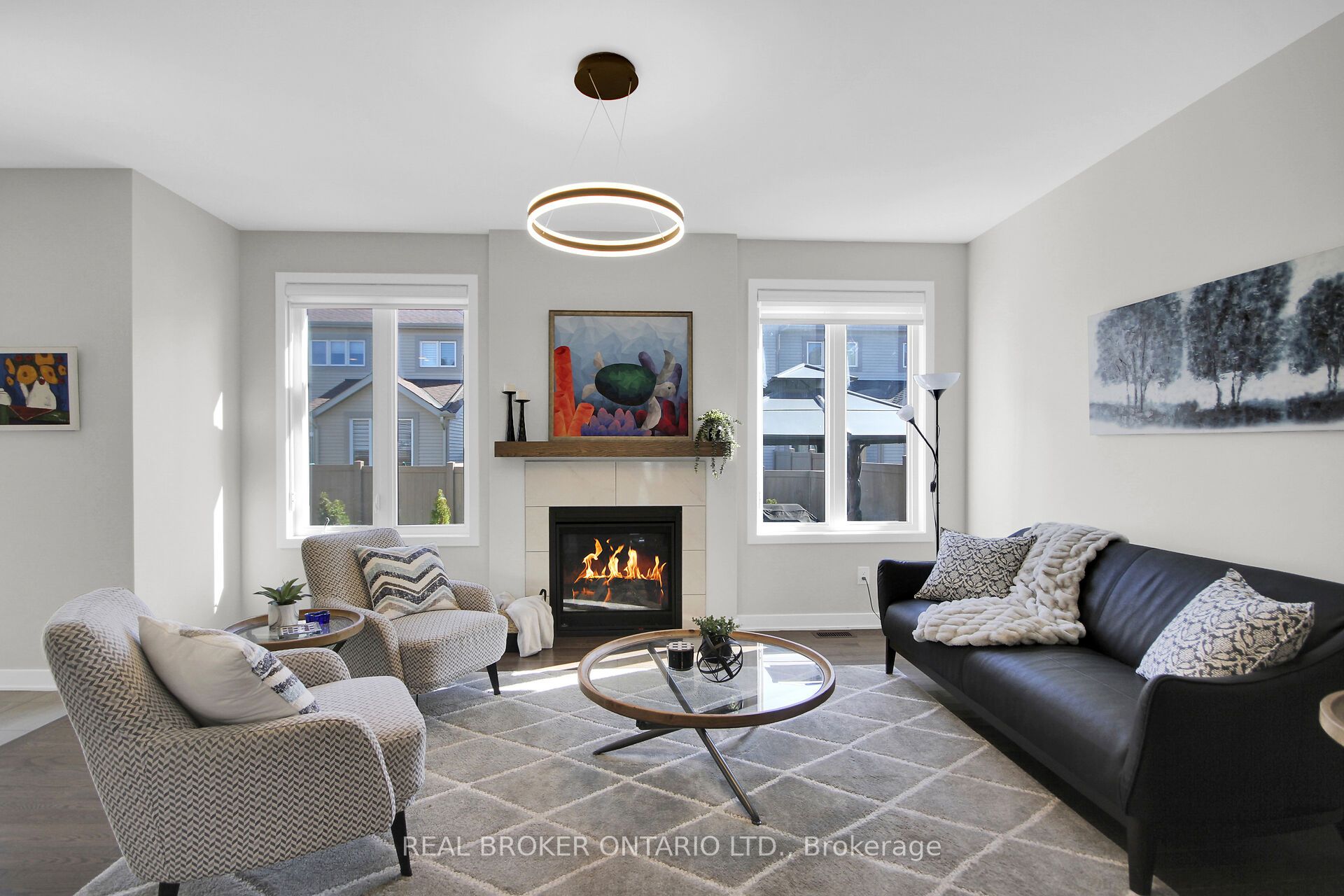 352 Finial Way Property Photo 8