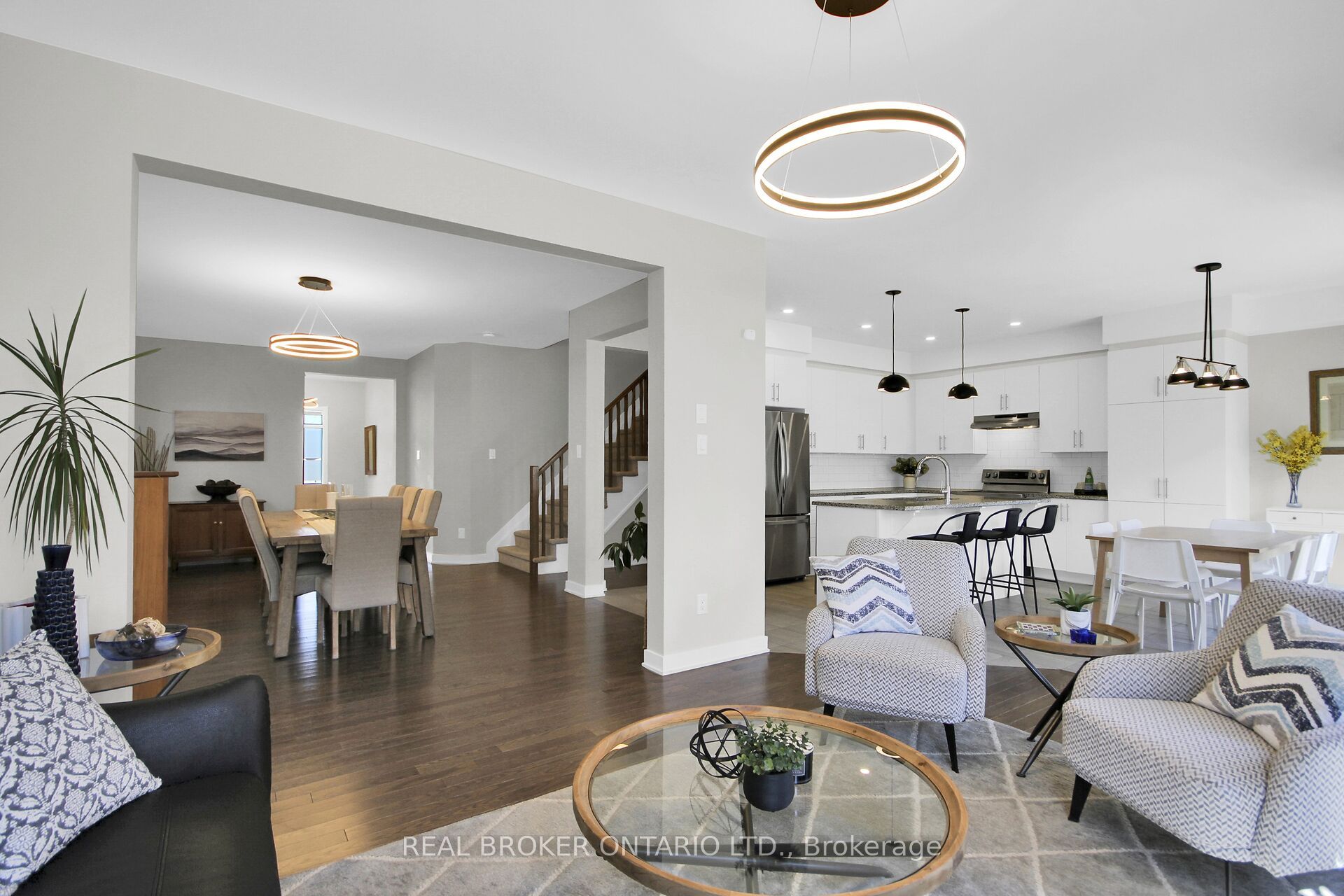 352 Finial Way Property Photo 11