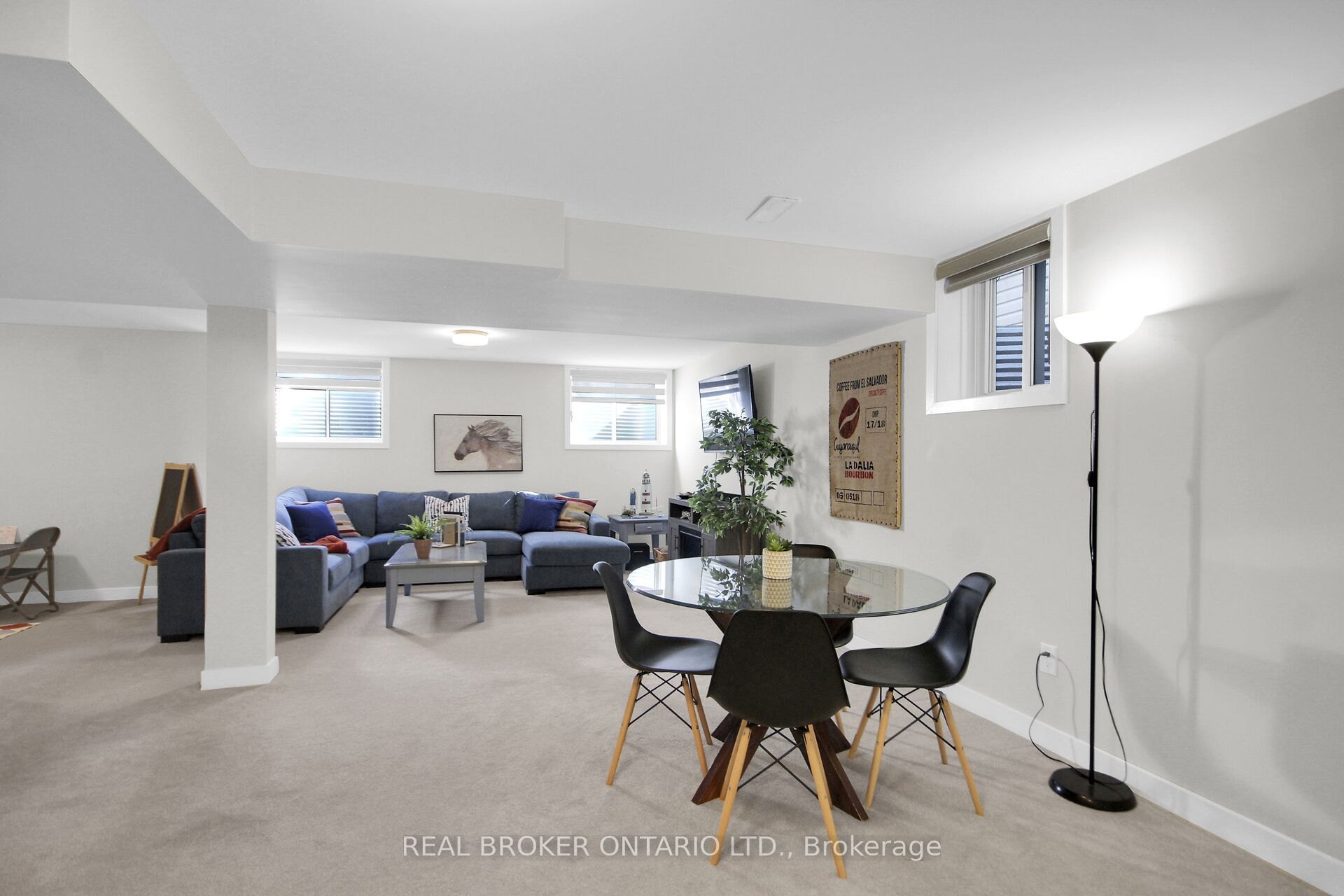 352 Finial Way Property Photo 27
