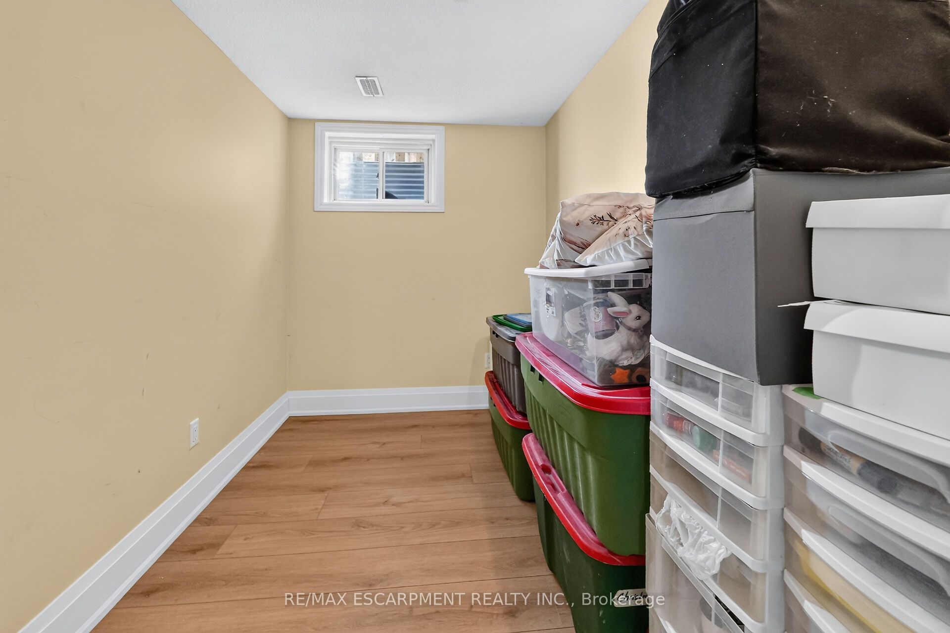 17 Cherry Avenue Property Photo 37