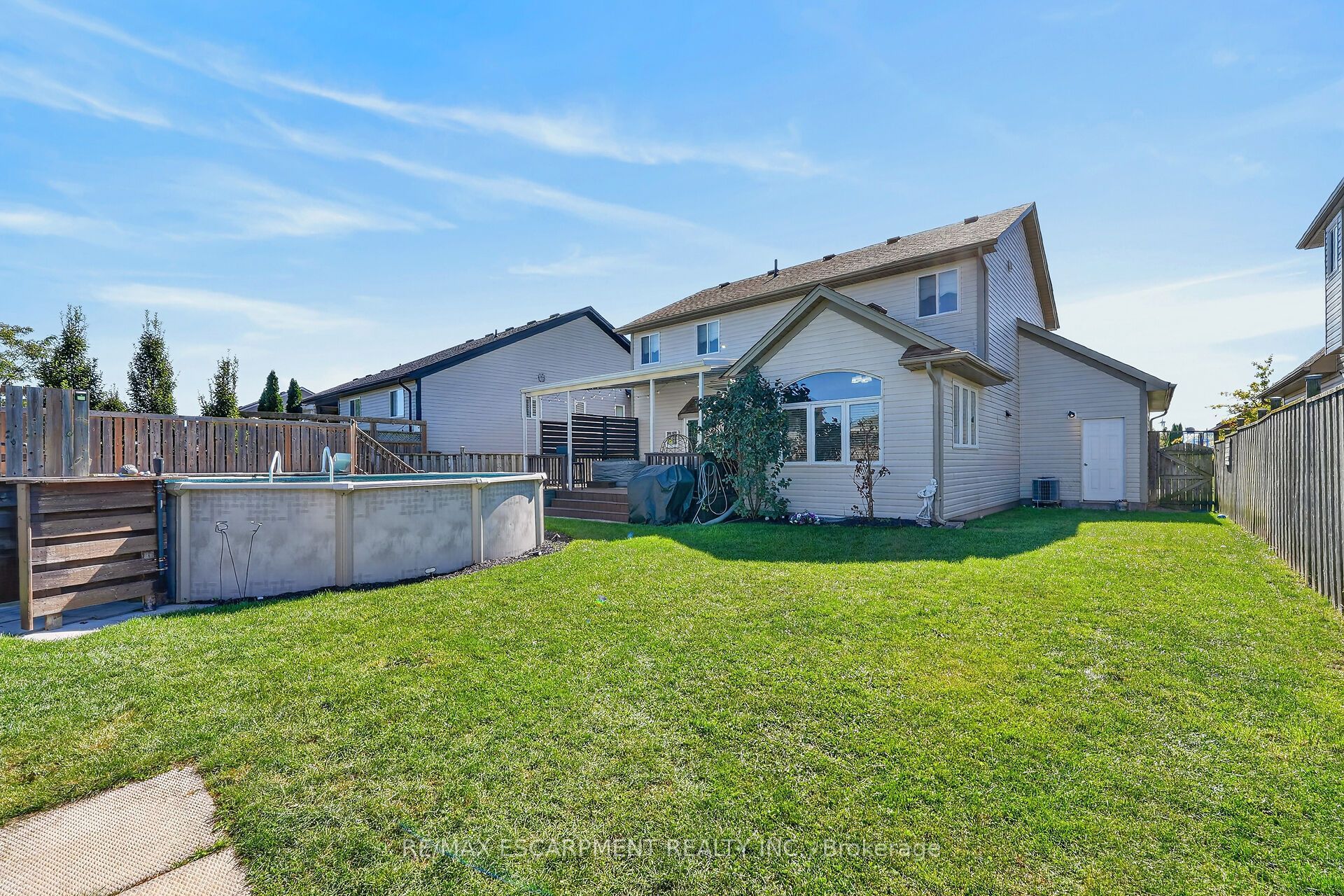 17 Cherry Avenue Property Photo 40