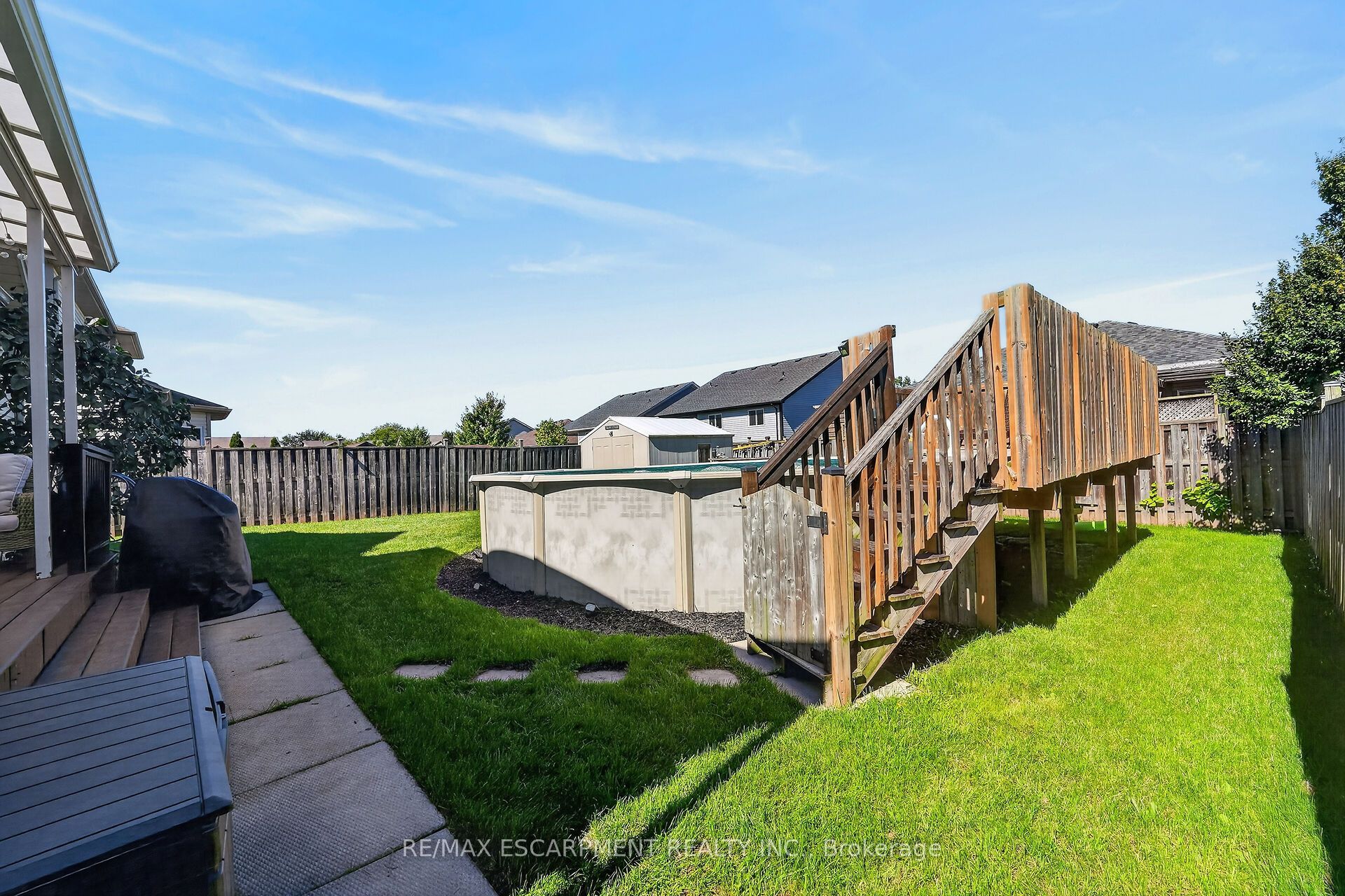 17 Cherry Avenue Property Photo 41