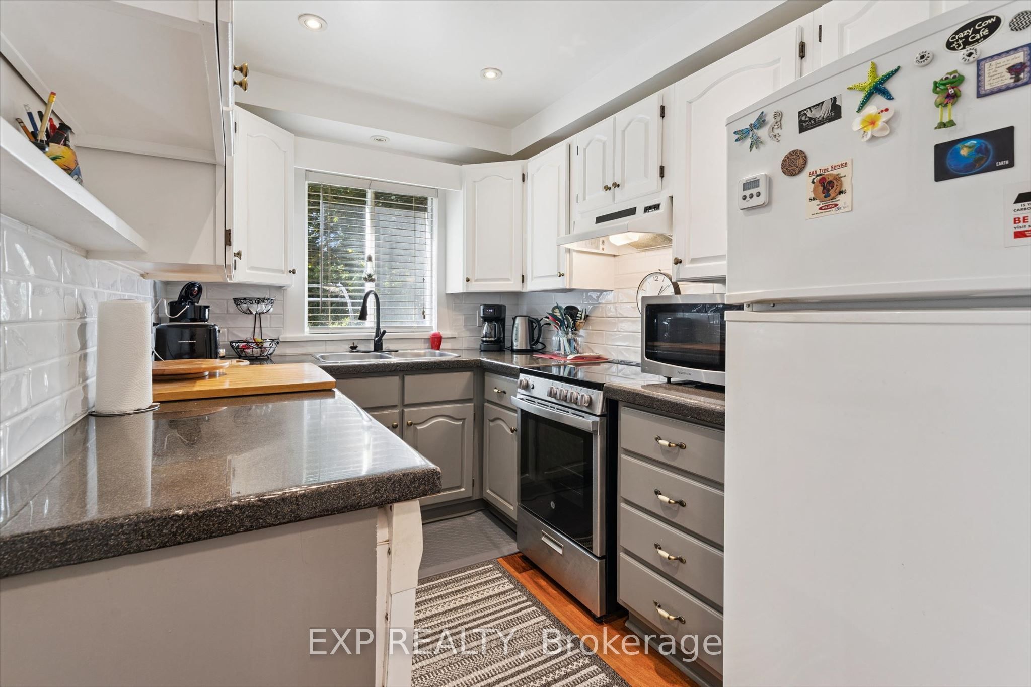 195 Maple Street Property Photo 9