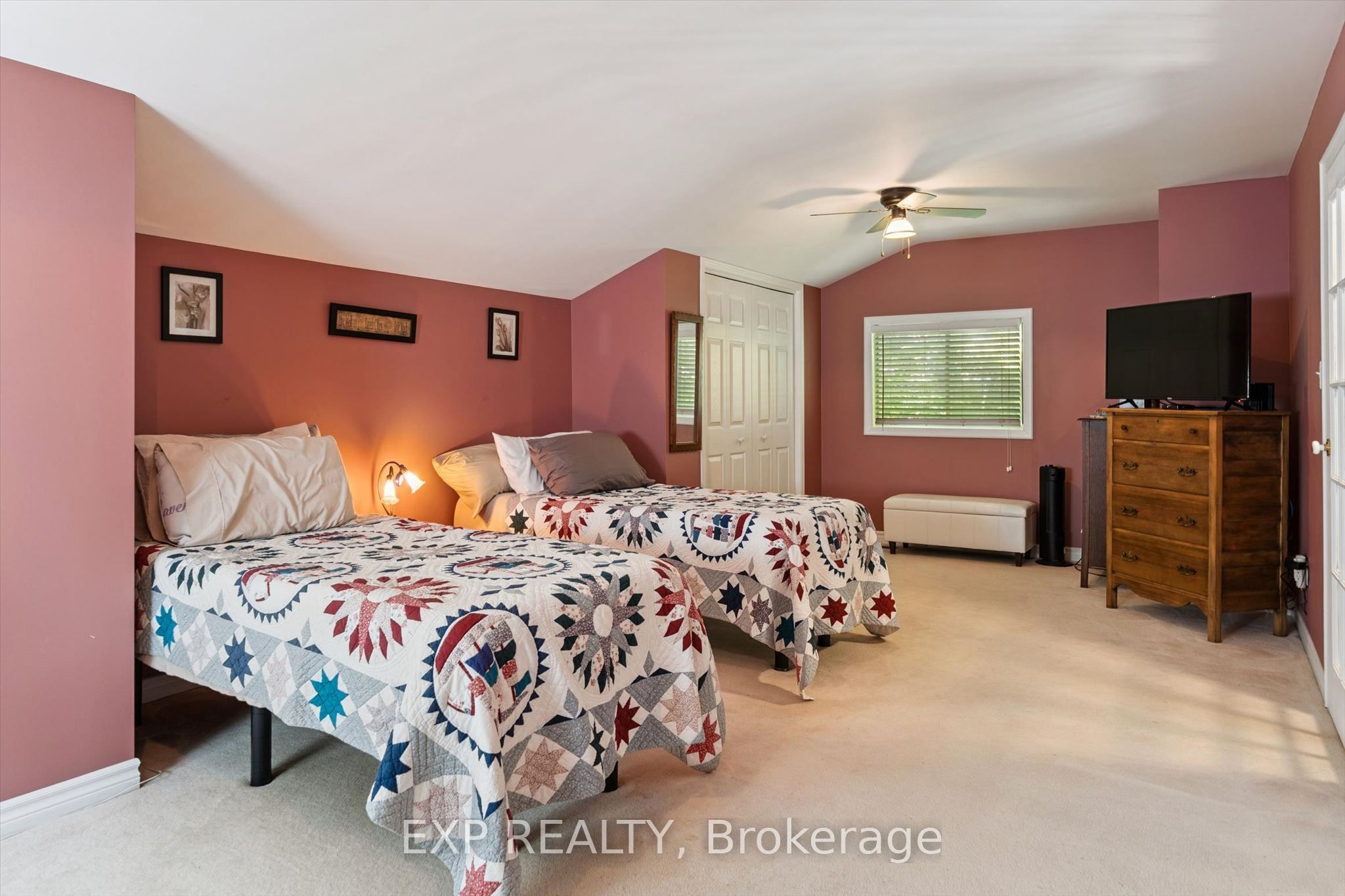 195 Maple Street Property Photo 12