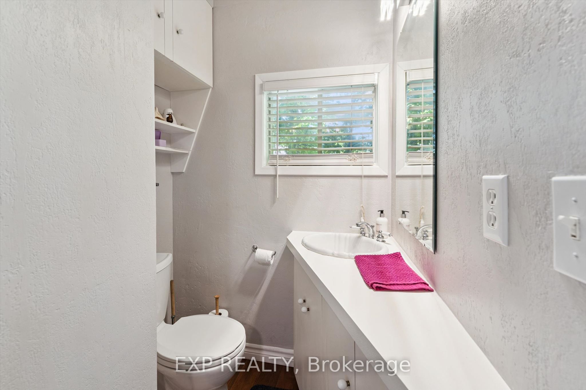 195 Maple Street Property Photo 14