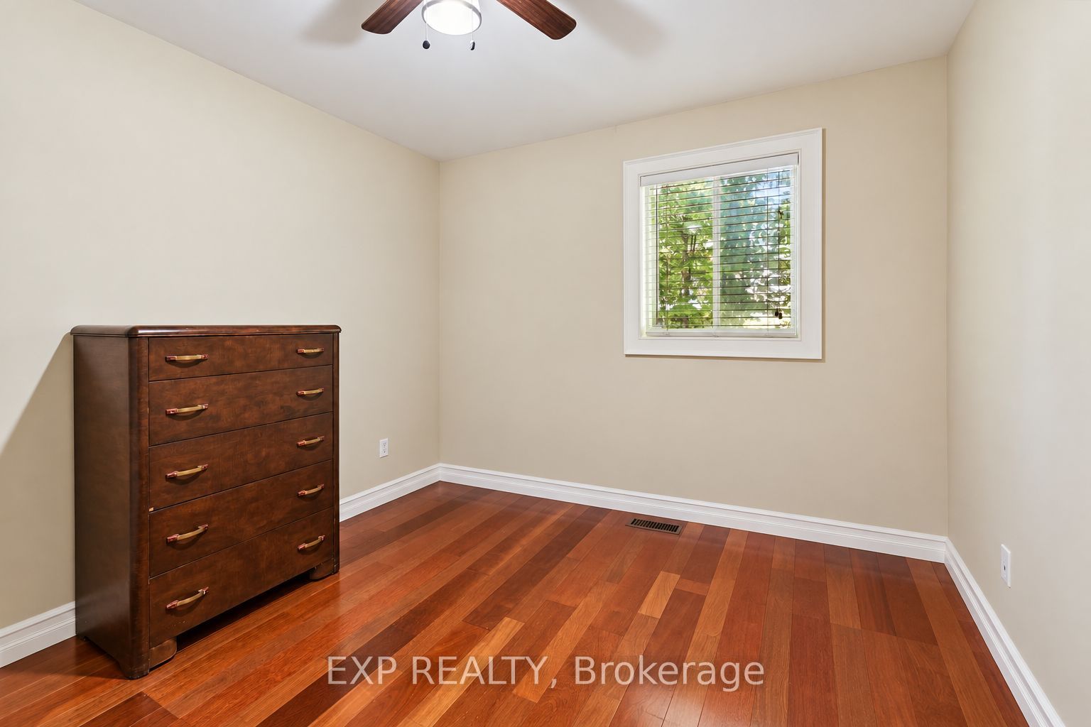 195 Maple Street Property Photo 15