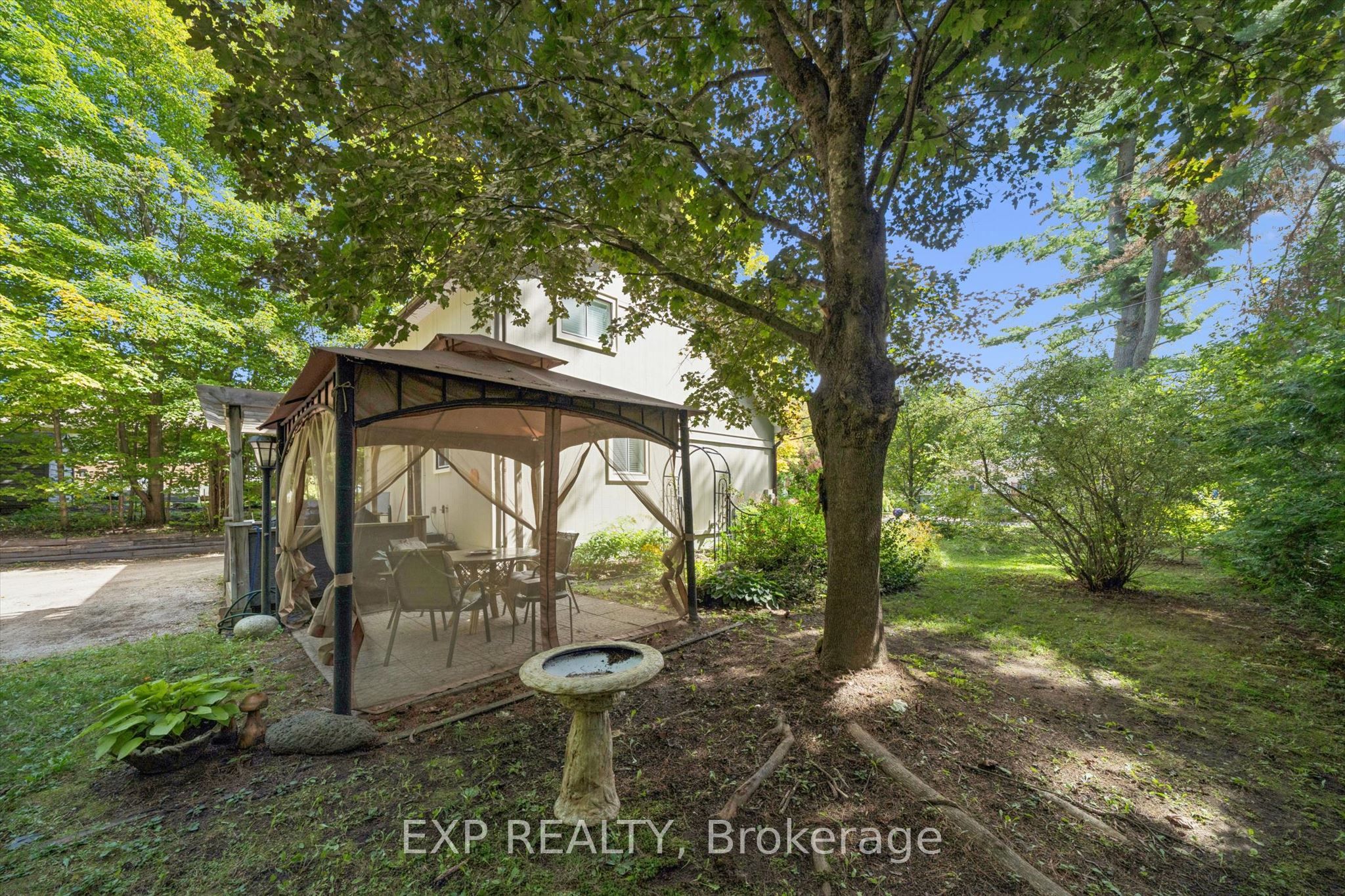195 Maple Street Property Photo 18