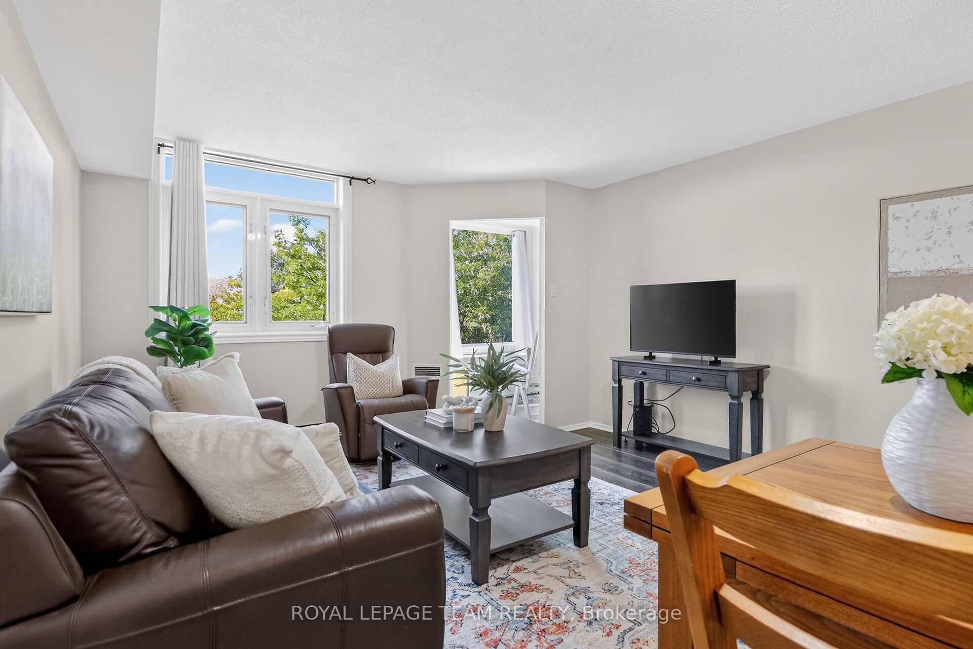 1025 Grenon Avenue 404 Property Photo 16