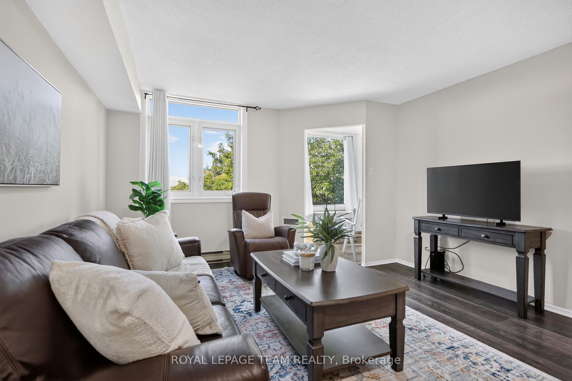 1025 Grenon Avenue 404 Property Photo 20