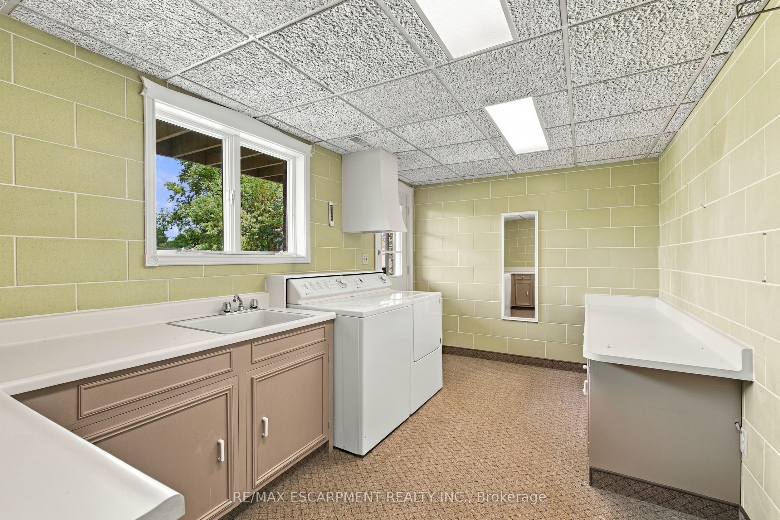 26 Leslie Drive Property Photo 41