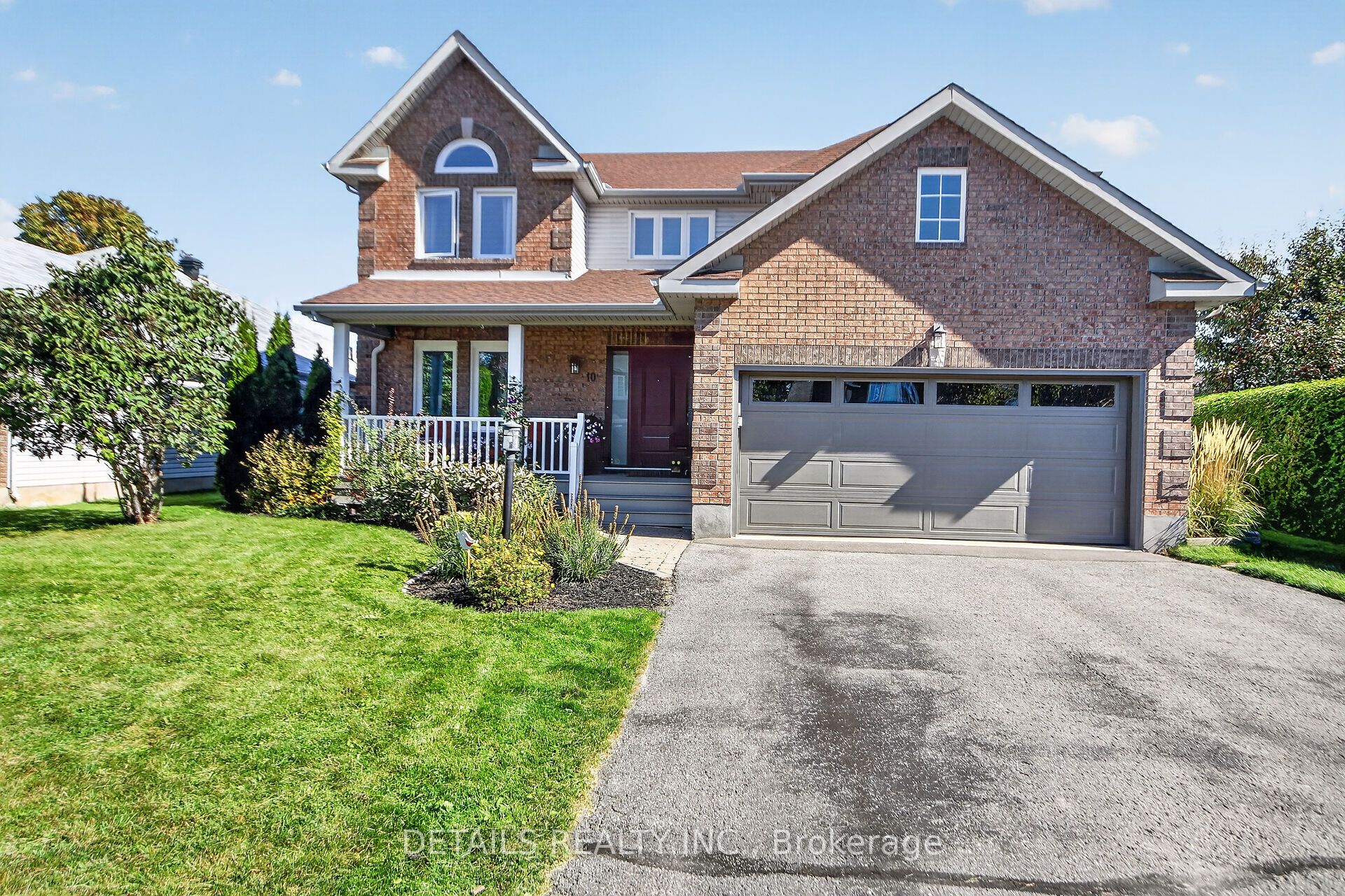 10 Forest Creek Drive Property Photo 1