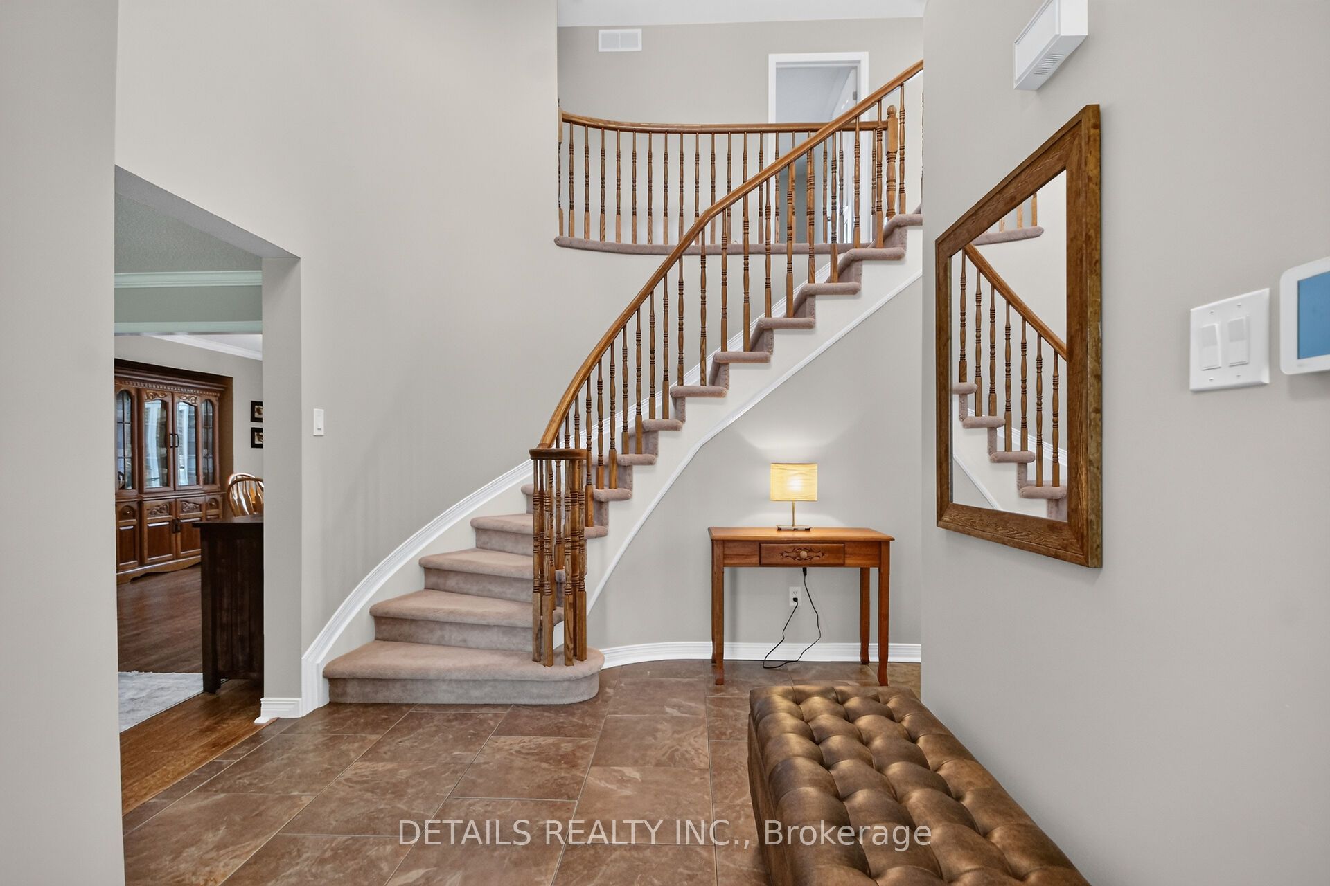 10 Forest Creek Drive Property Photo 3