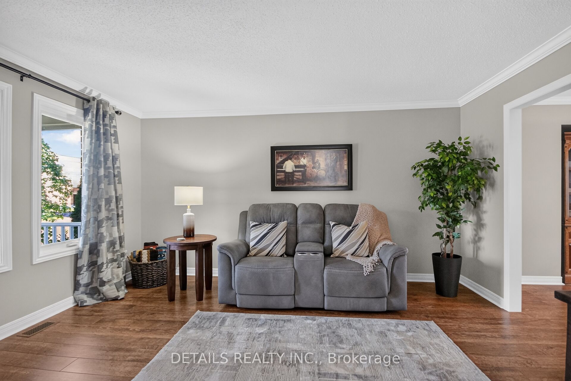 10 Forest Creek Drive Property Photo 6