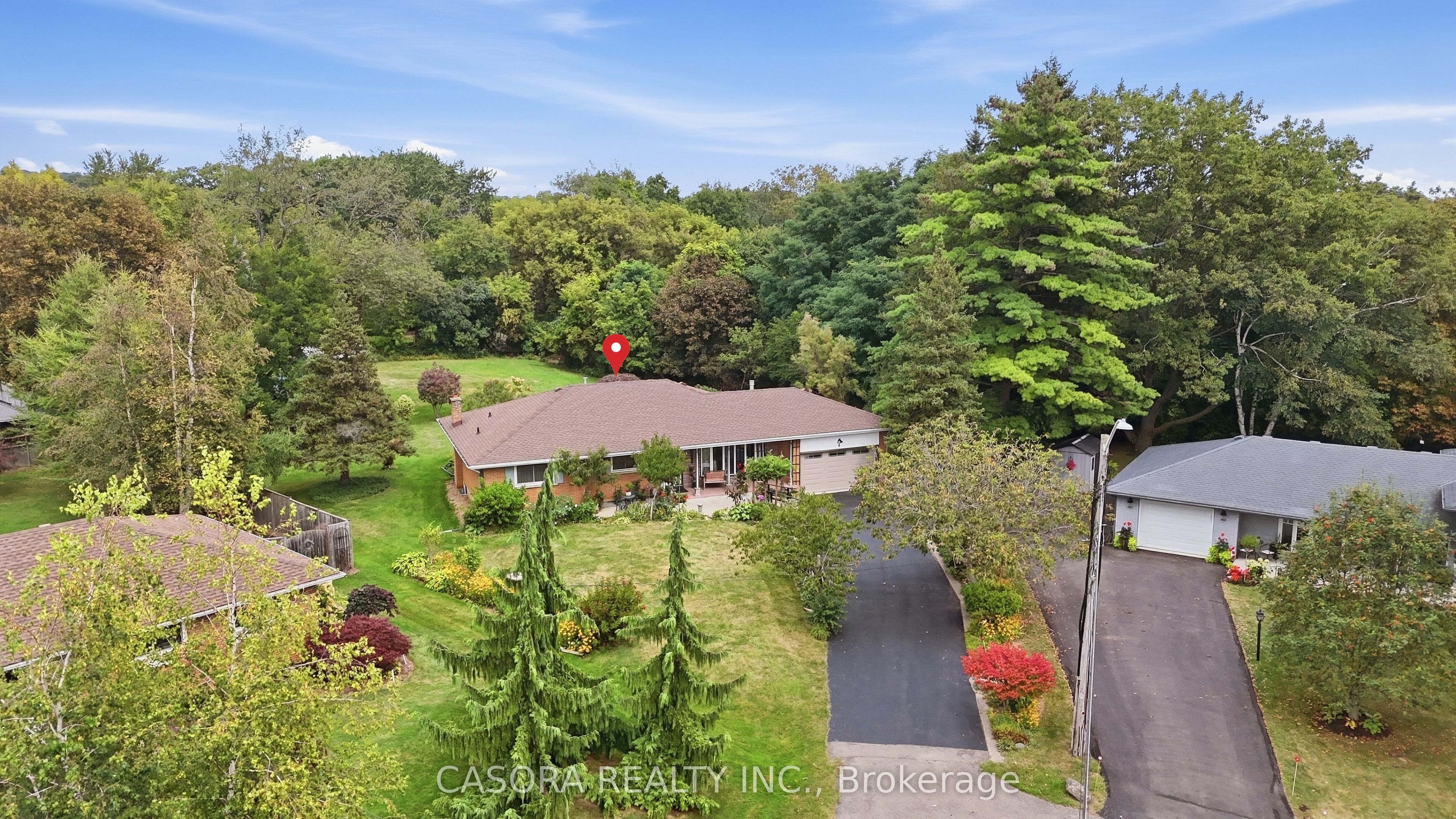 4 Kew Court Property Photo 1