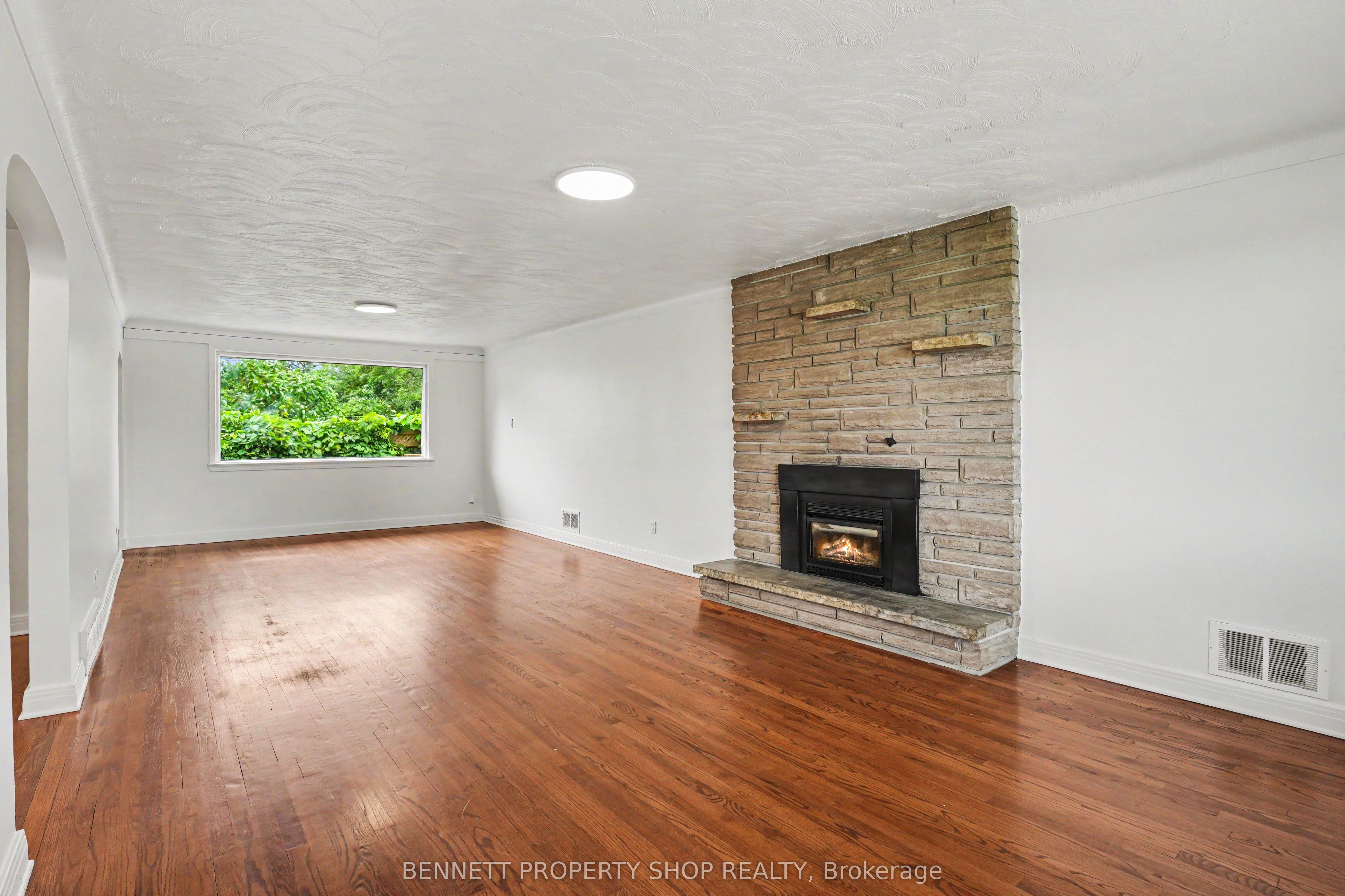1305 Avenue N Avenue Property Photo 3