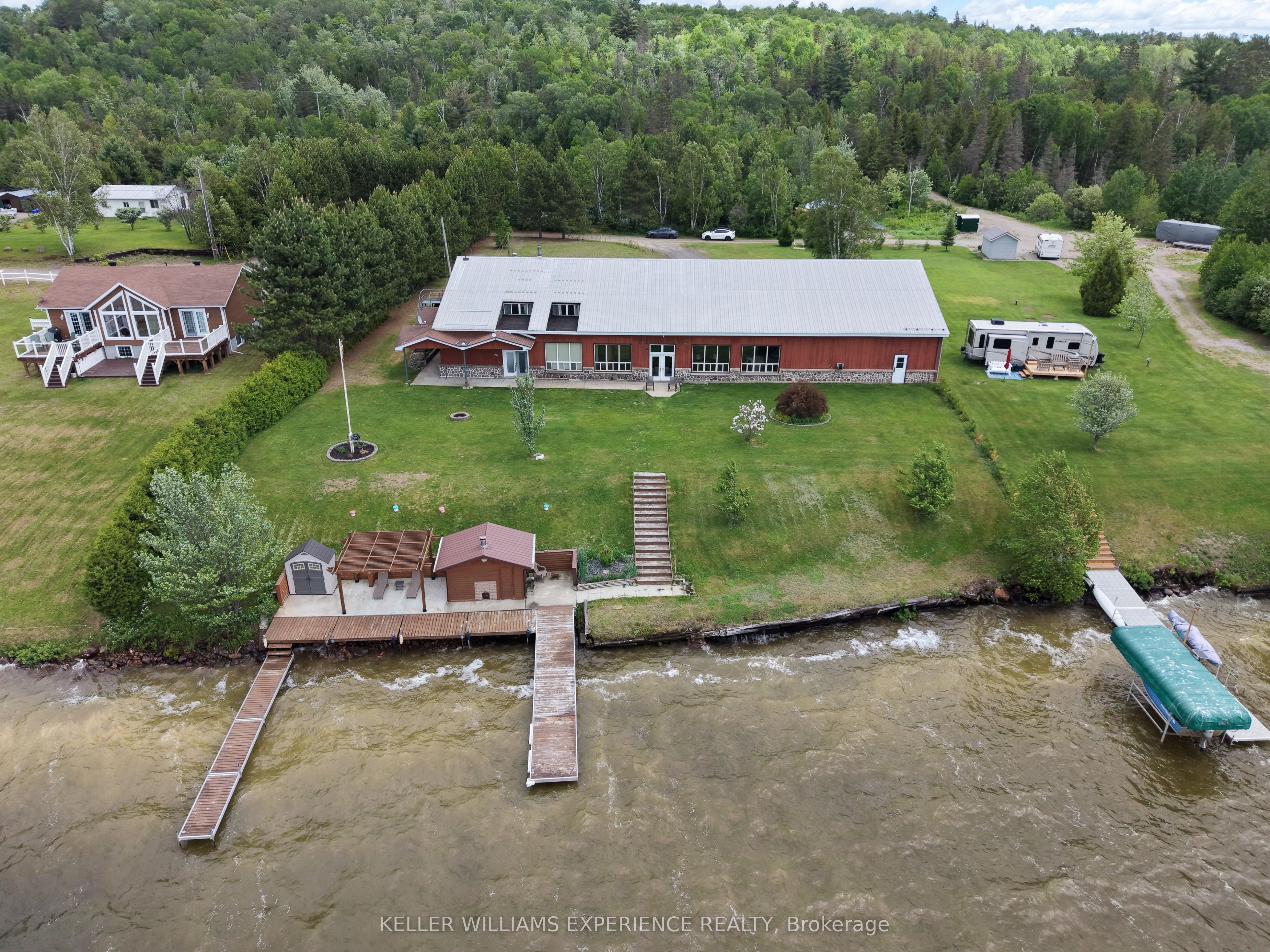 42 Elks Club Road Property Photo 4