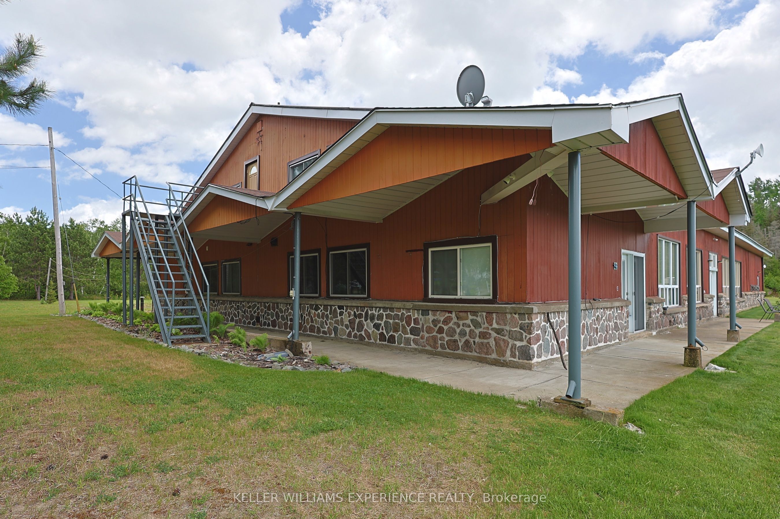 42 Elks Club Road Property Photo 32