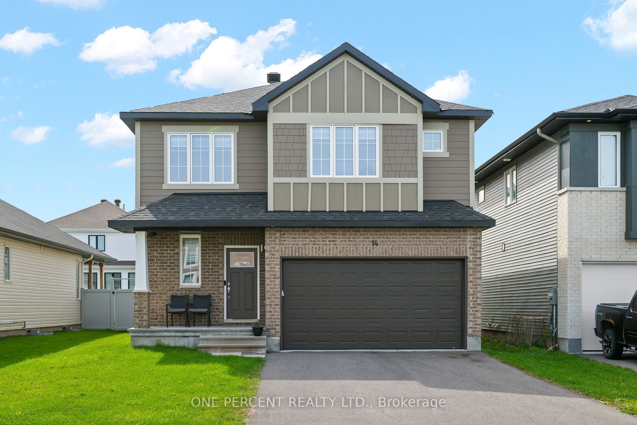 14 Stanzel Drive Property Photo 1