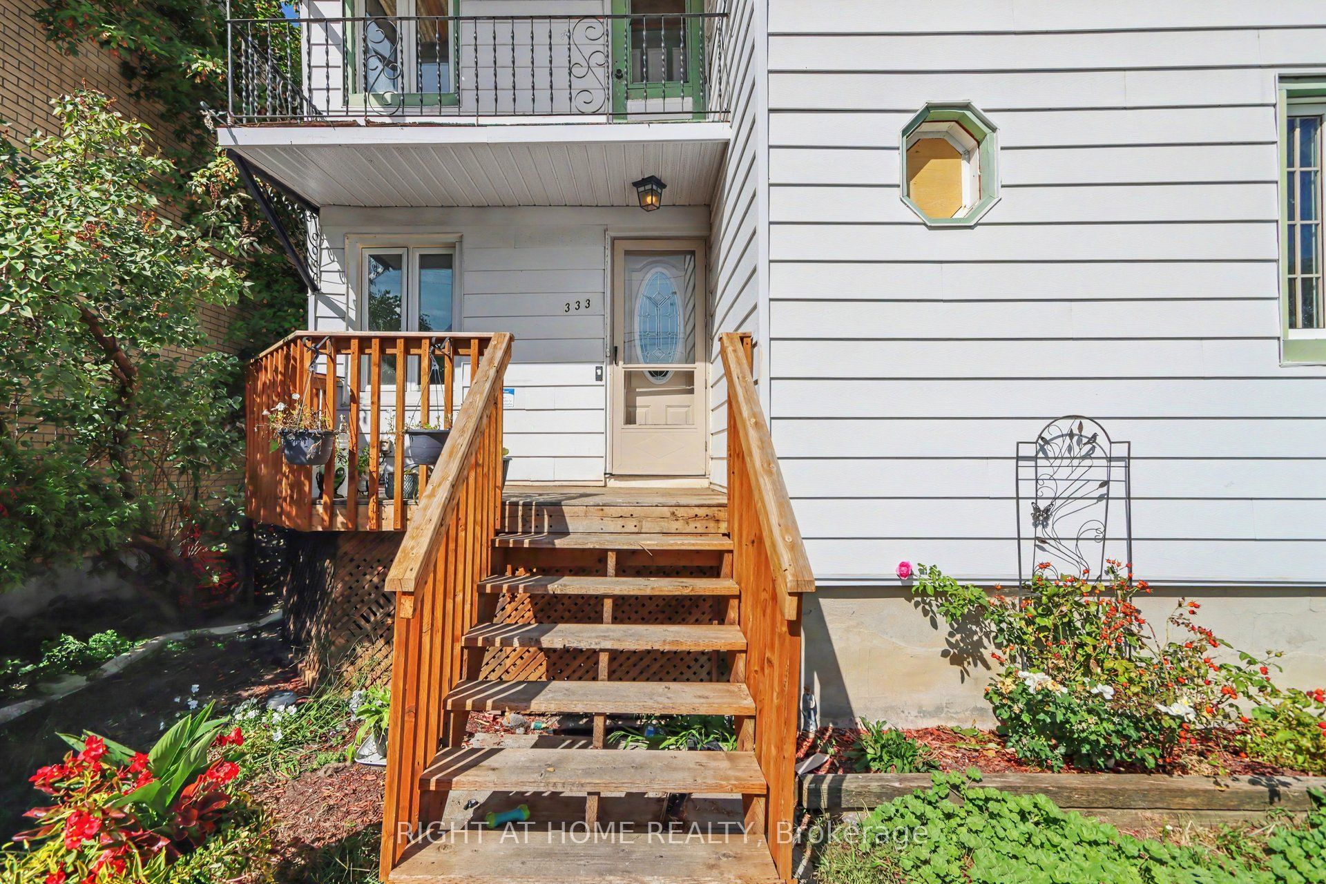 333 Levis Avenue Property Photo 4