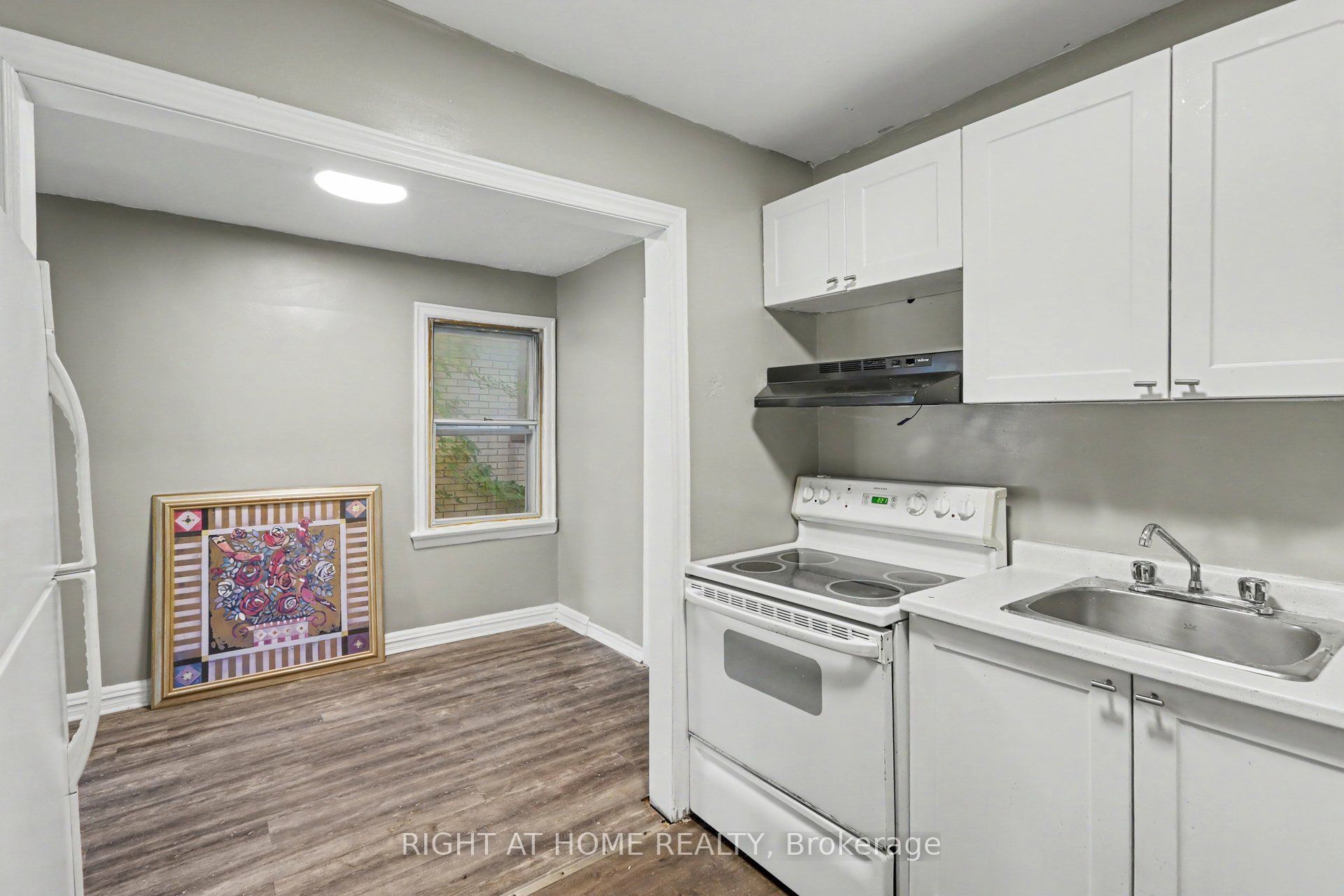 333 Levis Avenue Property Photo 7