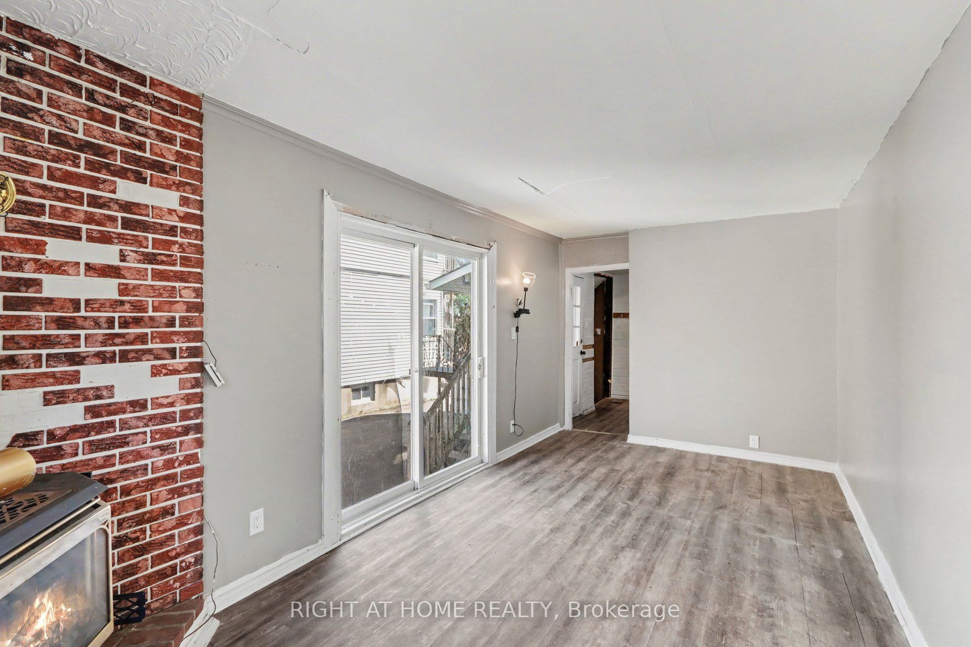 333 Levis Avenue Property Photo 10