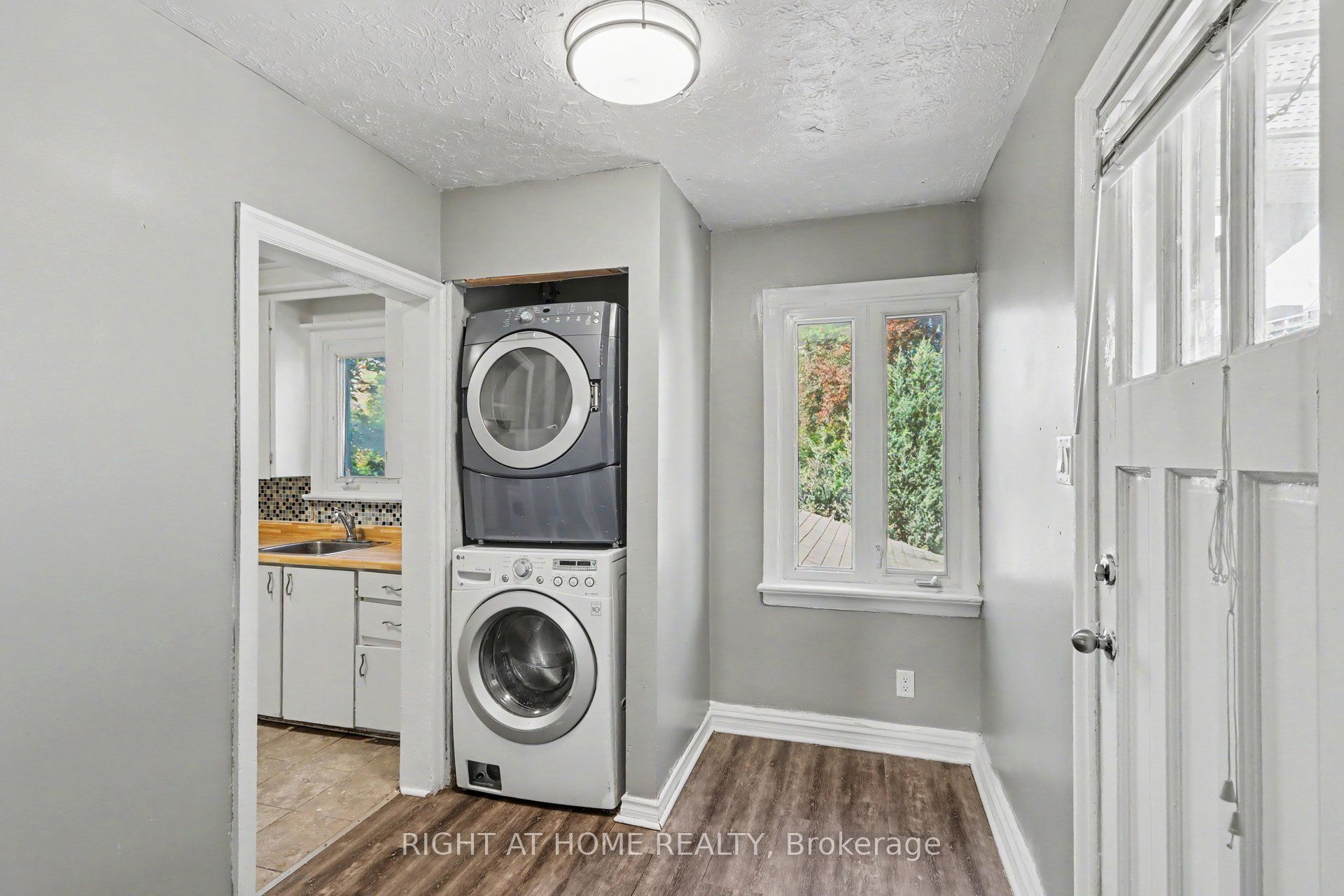 333 Levis Avenue Property Photo 18