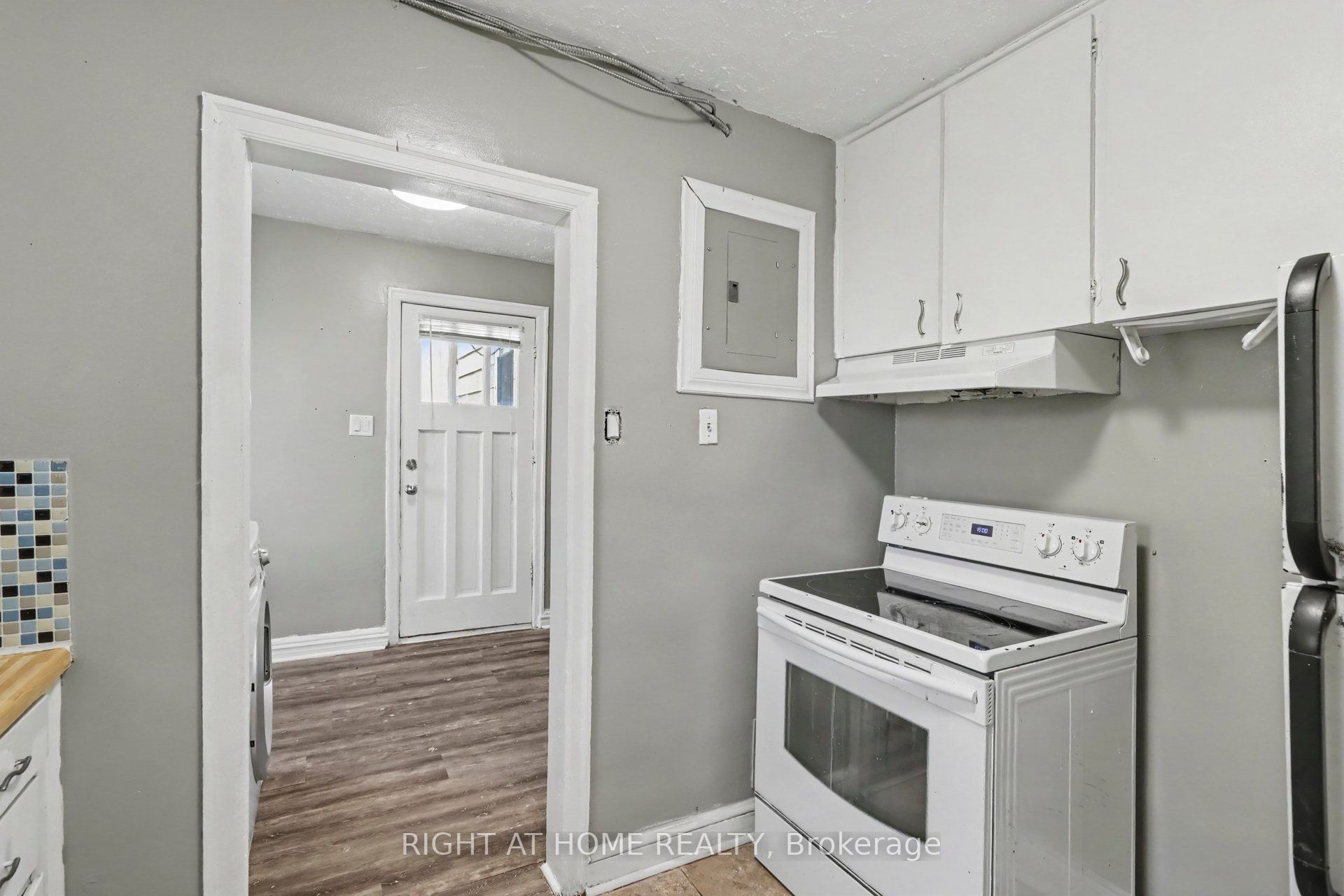 333 Levis Avenue Property Photo 20
