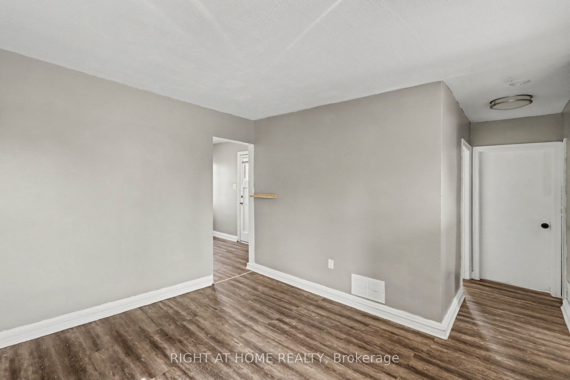 333 Levis Avenue Property Photo 21
