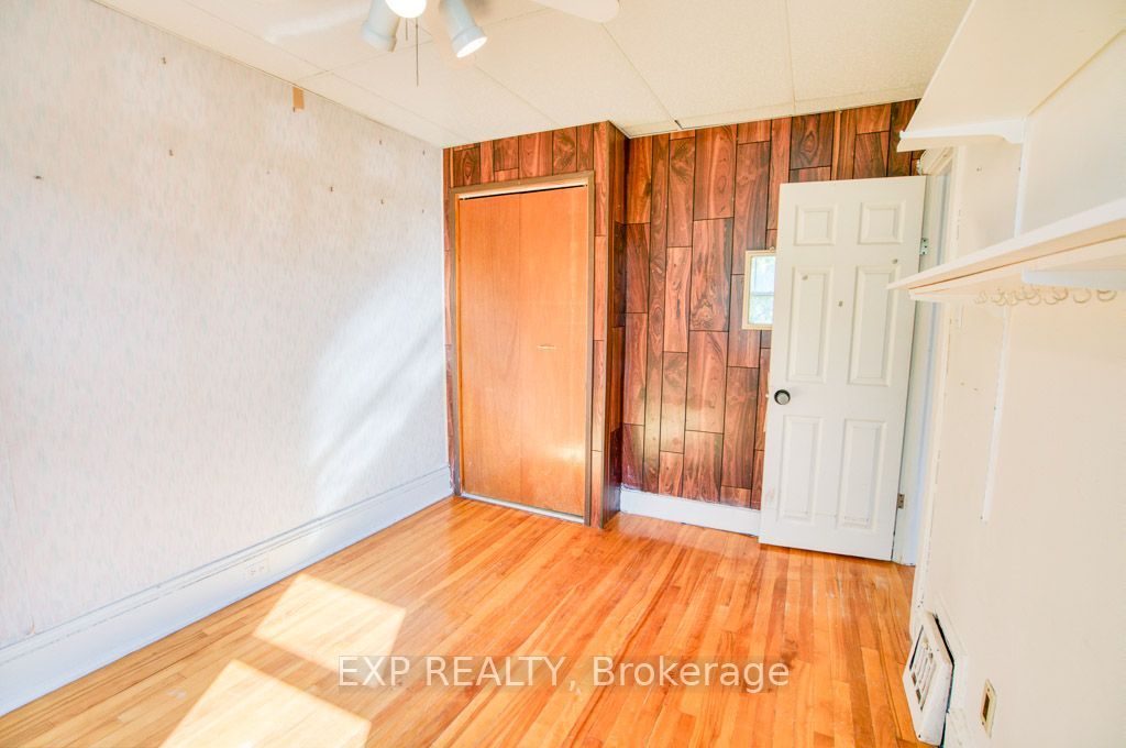 21 Garrison Street Property Photo 7