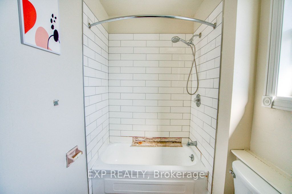 21 Garrison Street Property Photo 12