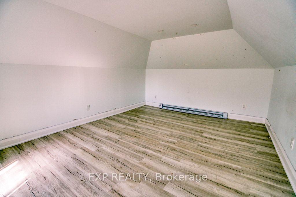 21 Garrison Street Property Photo 13