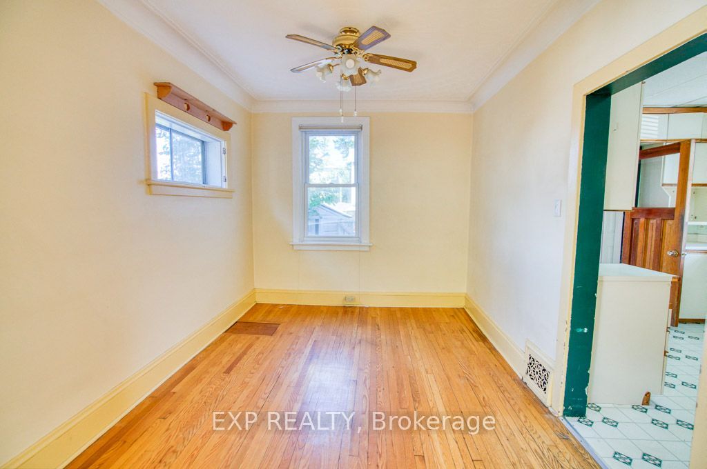 21 Garrison Street Property Photo 22