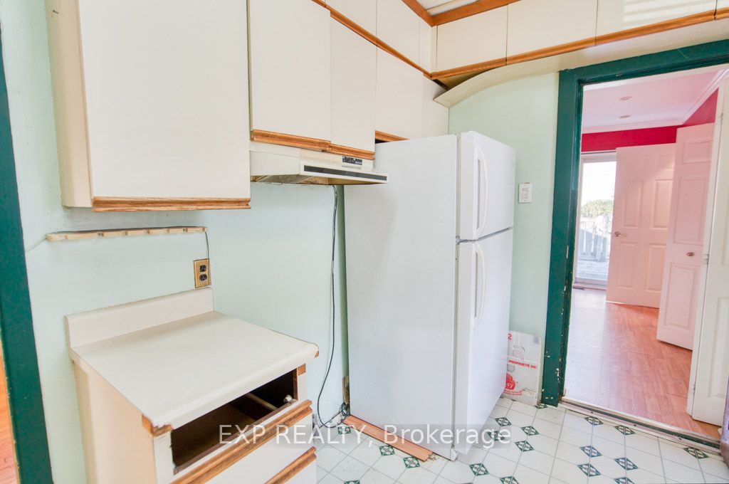 21 Garrison Street Property Photo 29