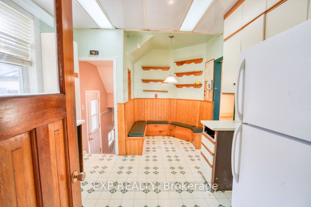 21 Garrison Street Property Photo 31