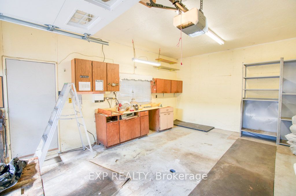 21 Garrison Street Property Photo 39