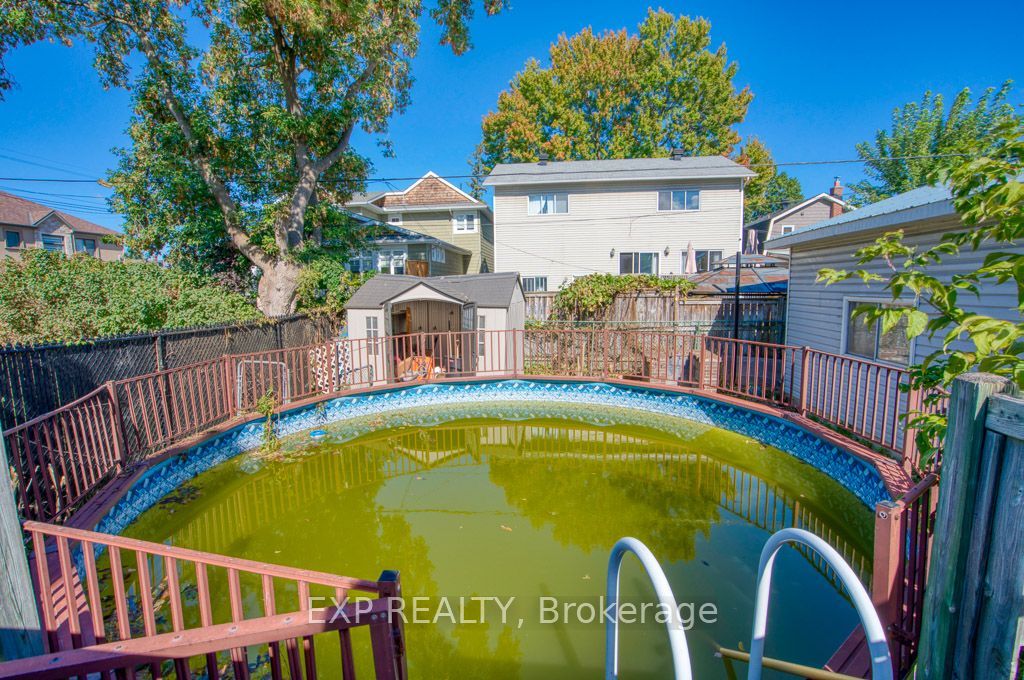 21 Garrison Street Property Photo 41